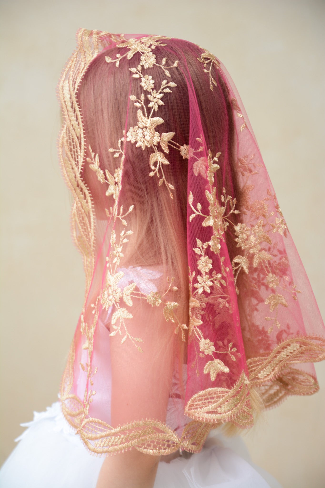 GOLD CHILD VEIL