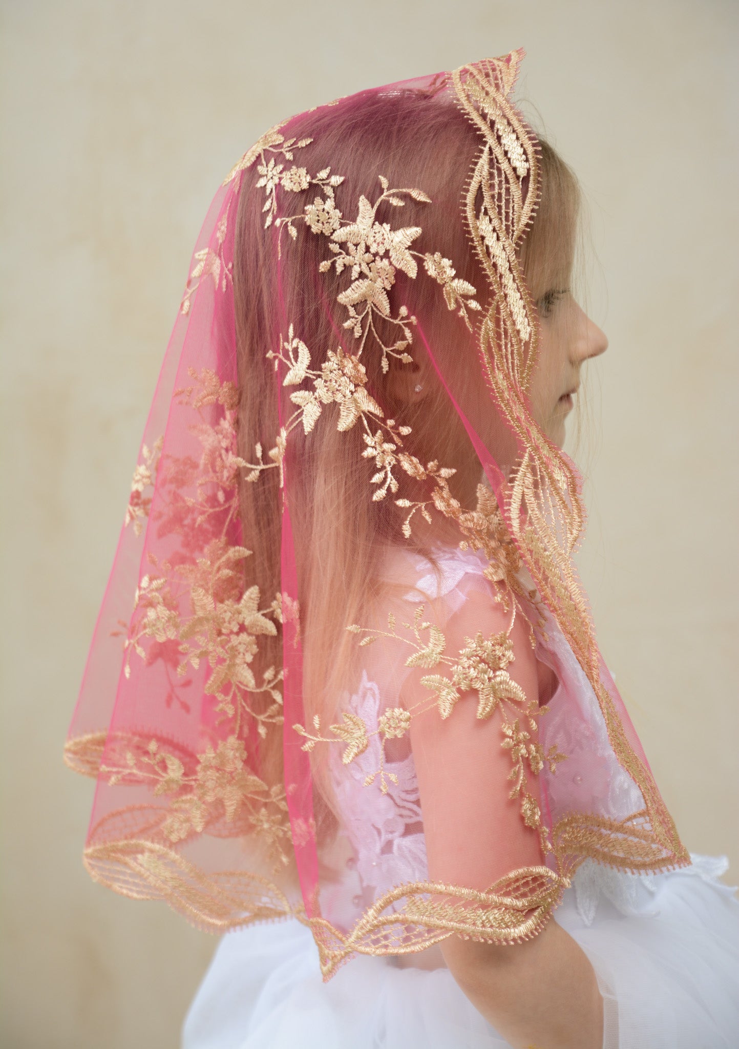 GOLD CHILD VEIL