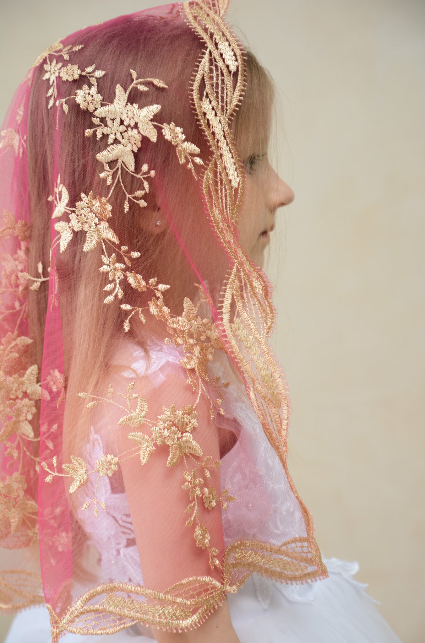 GOLD CHILD VEIL