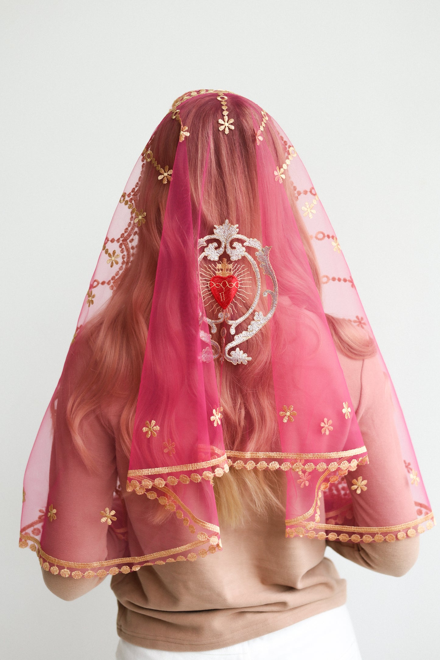 PINK VEIL WITH HEART