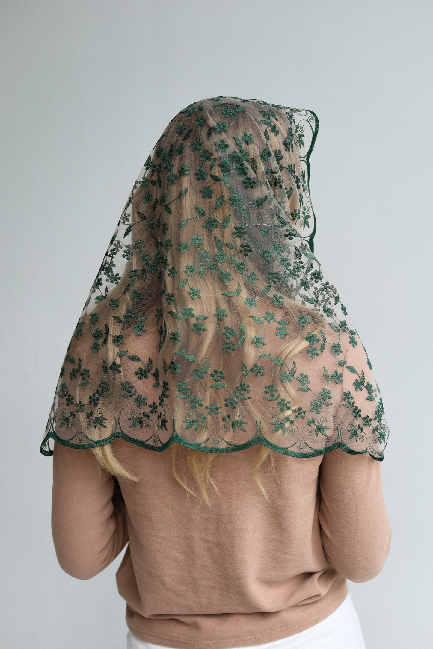 Green Infinity Mantilla - MariaVeils