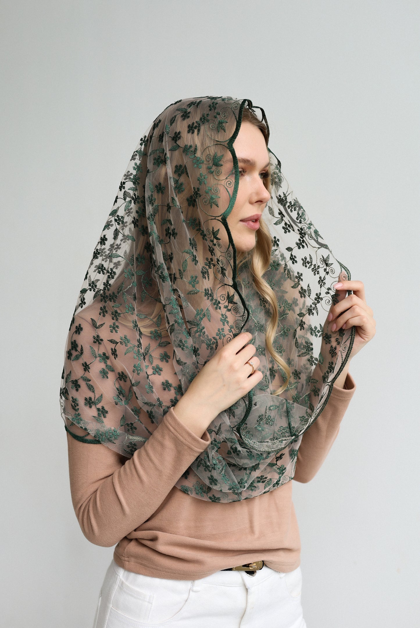 Green Infinity Mantilla - MariaVeils