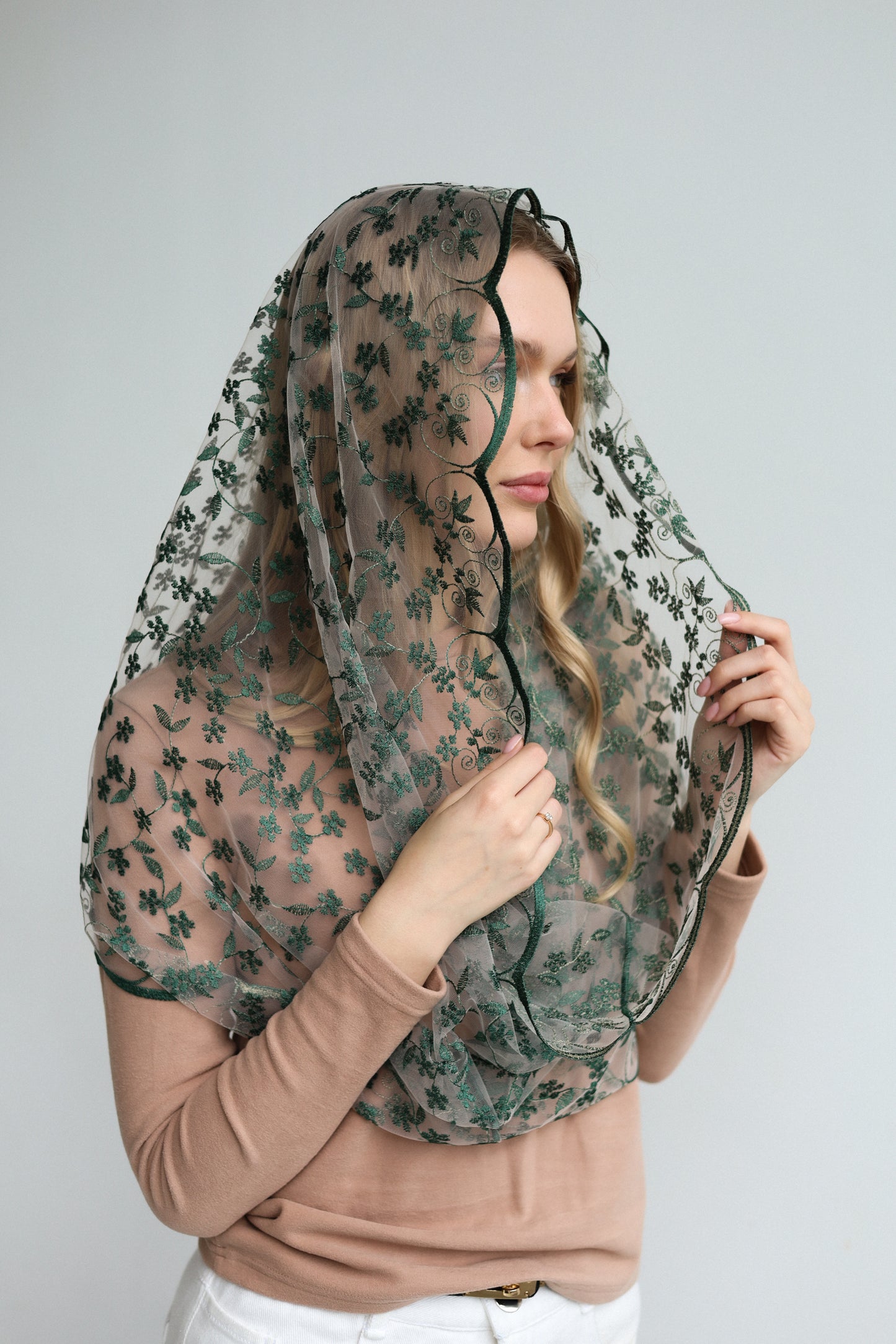 Green Infinity Mantilla - MariaVeils