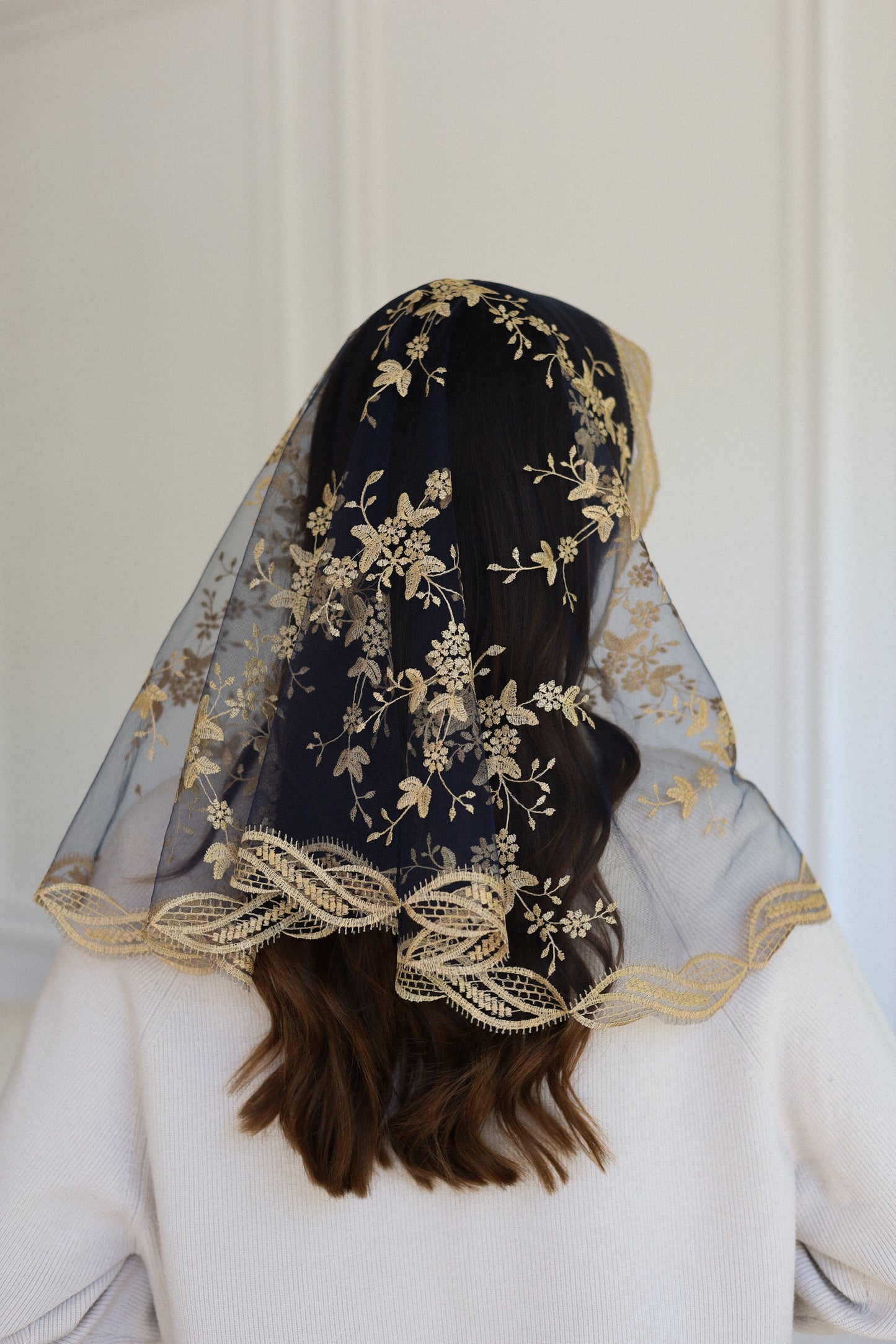 NEW GOLD & BLUE VEIL