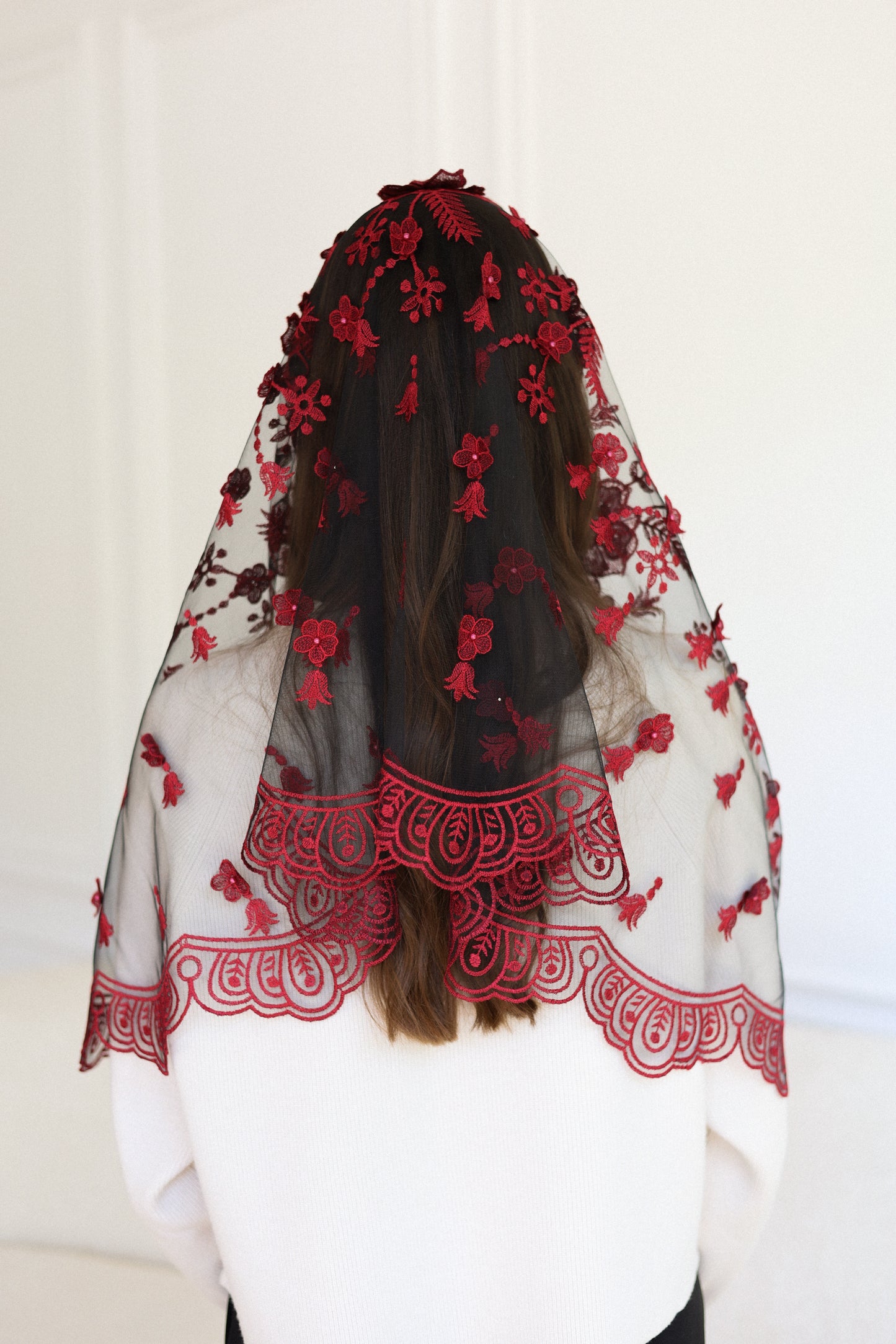 NEW 3D BURGDUNDY MANTILLA