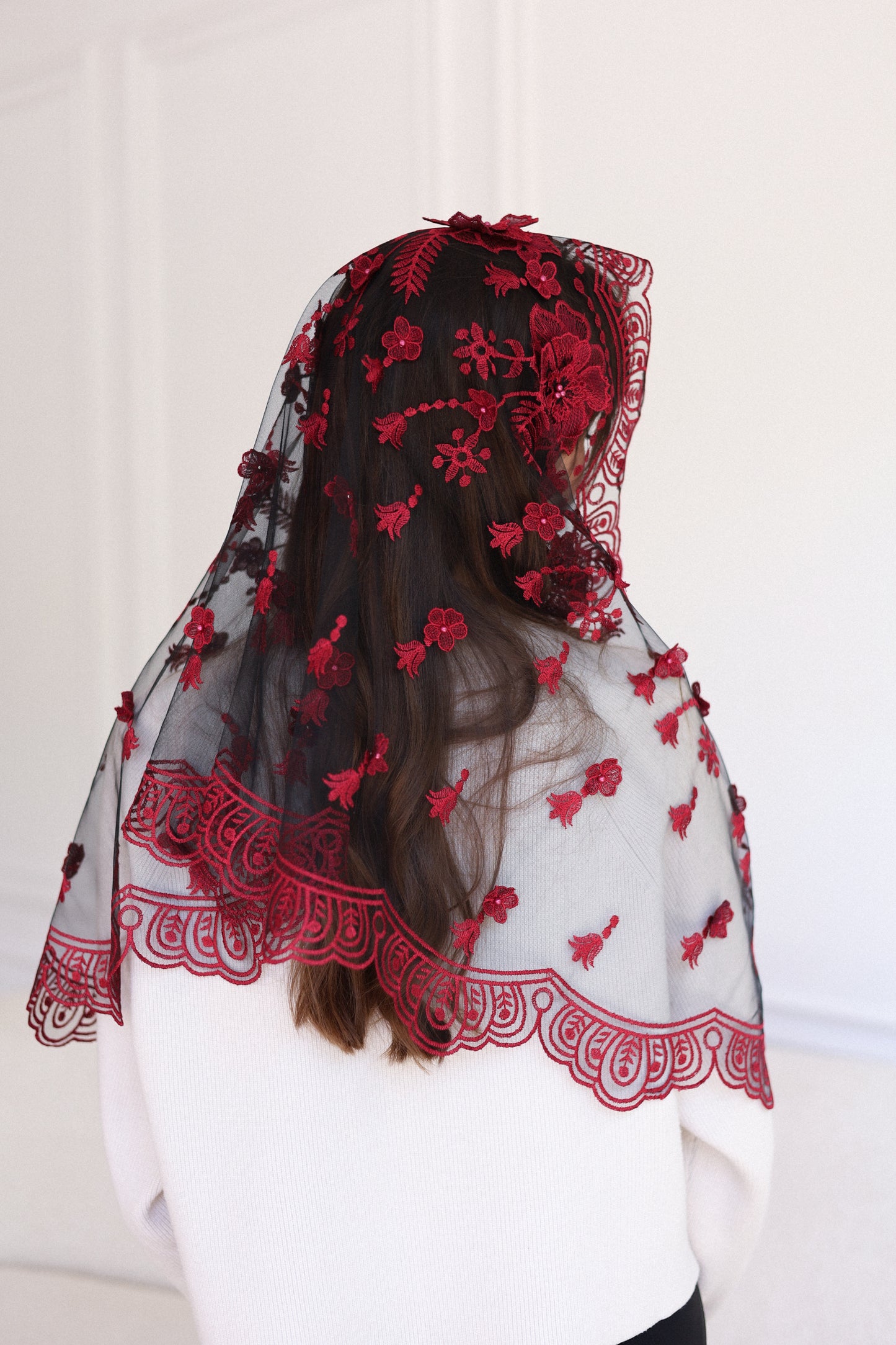 NEW 3D BURGDUNDY MANTILLA