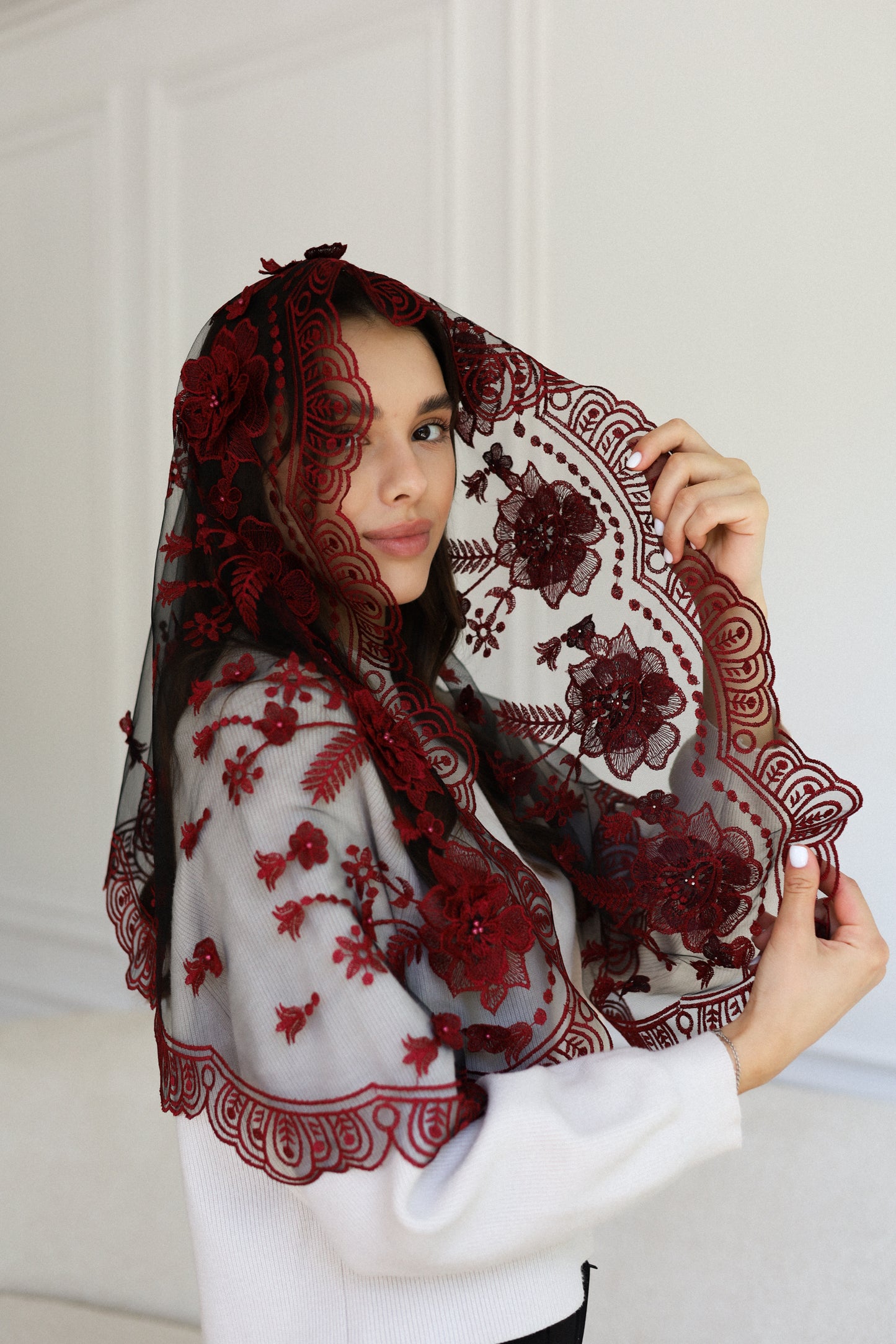 NEW 3D BURGDUNDY MANTILLA