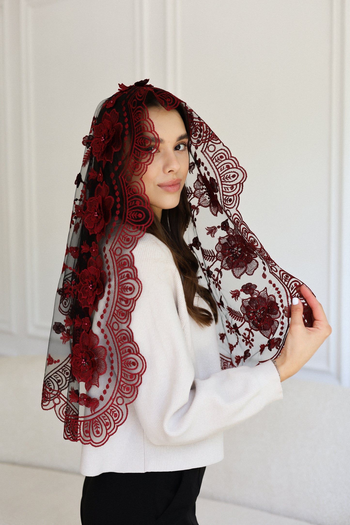 NEW 3D BURGDUNDY MANTILLA