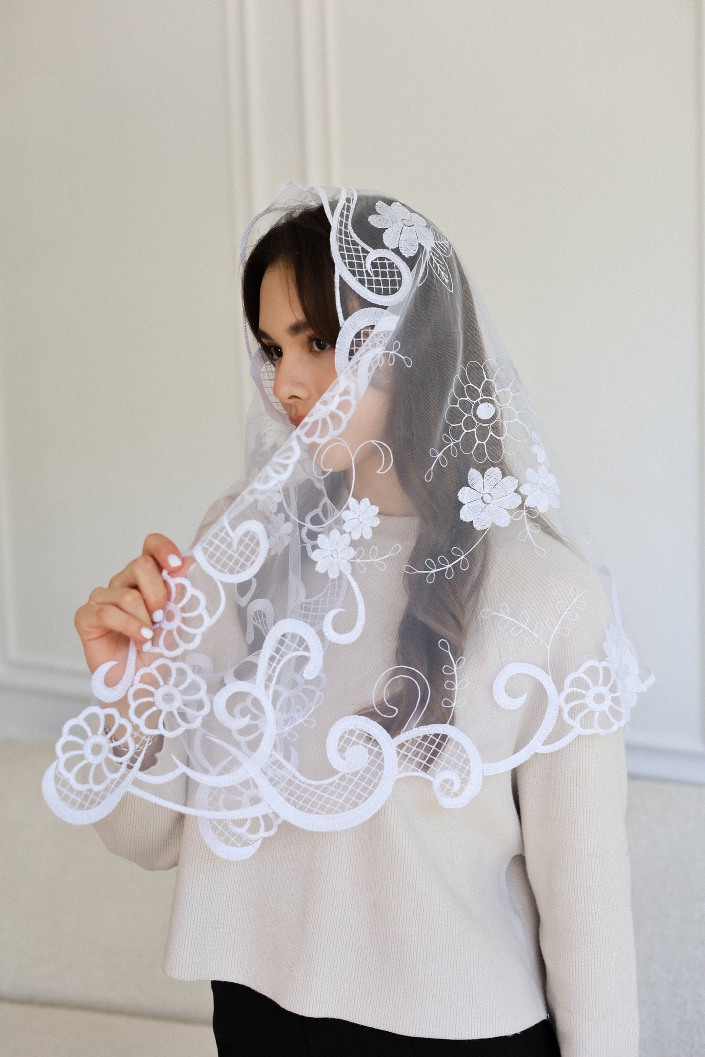 LONG FLORAL VEIL