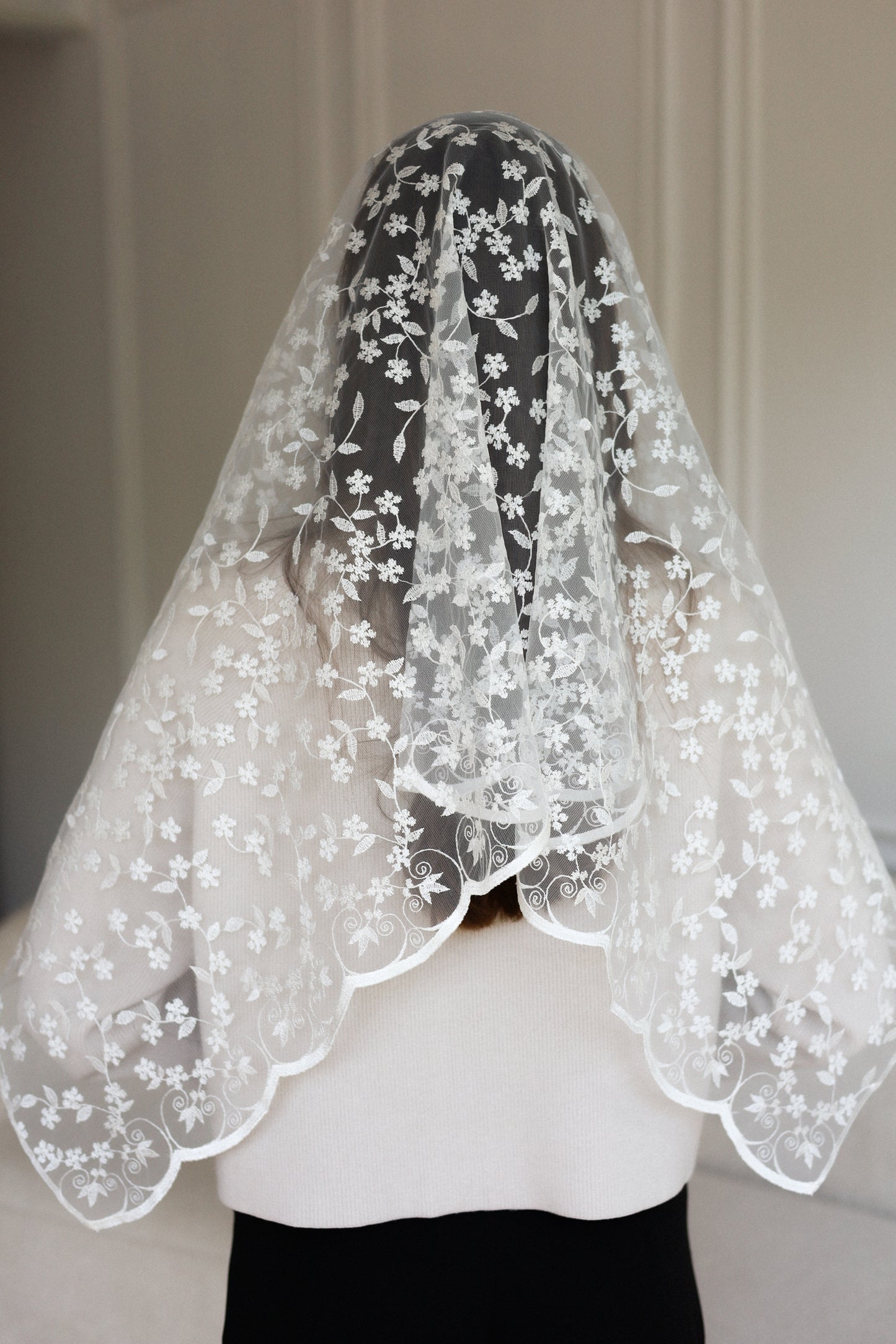 NEW EXTRA LONG VEIL