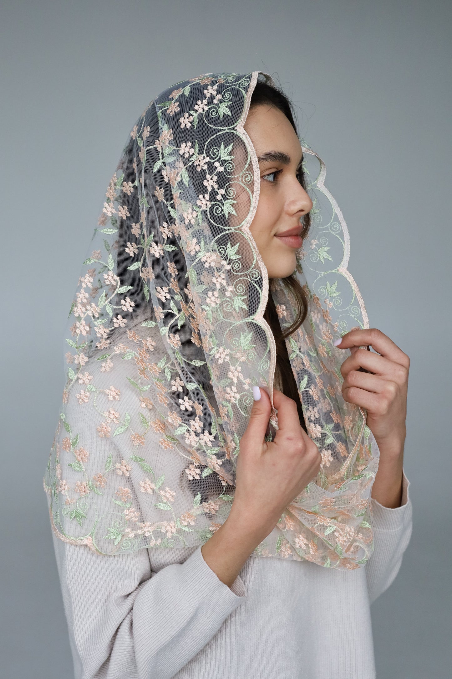 PEACH & PISTACHIO VEIL