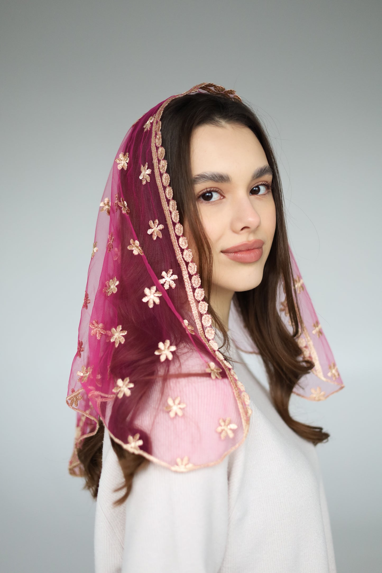 PINK TRIANGLE VEIL - MariaVeils