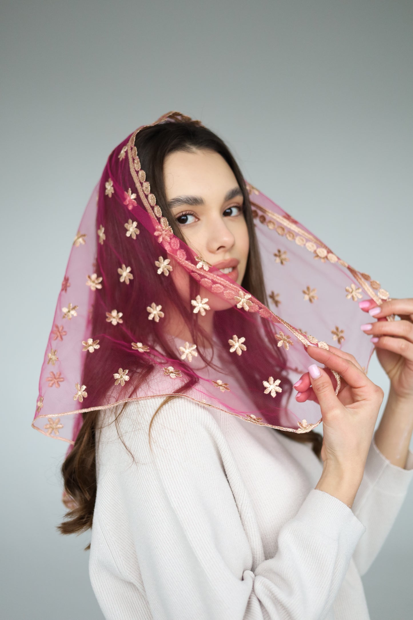 PINK TRIANGLE VEIL - MariaVeils