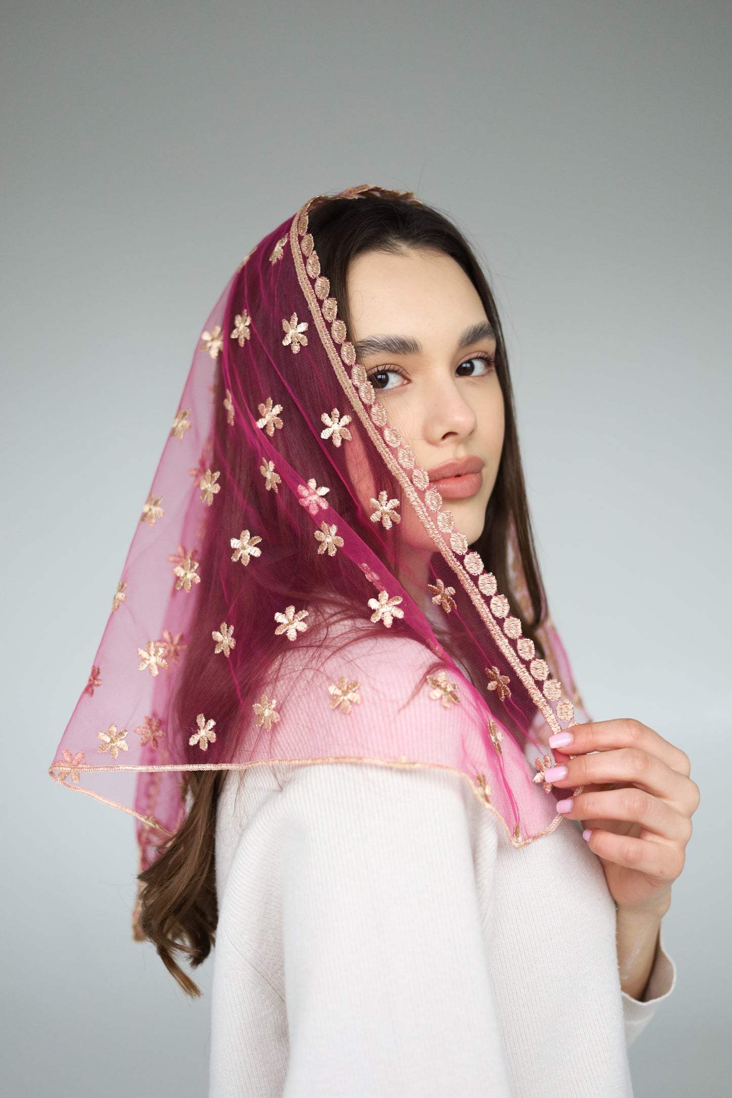 PINK TRIANGLE VEIL - MariaVeils