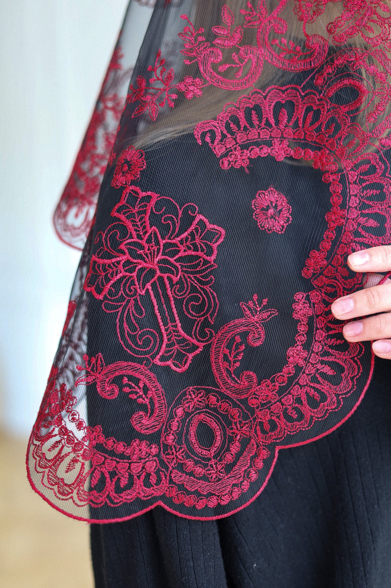 NEW! BURGUNDY VEIL