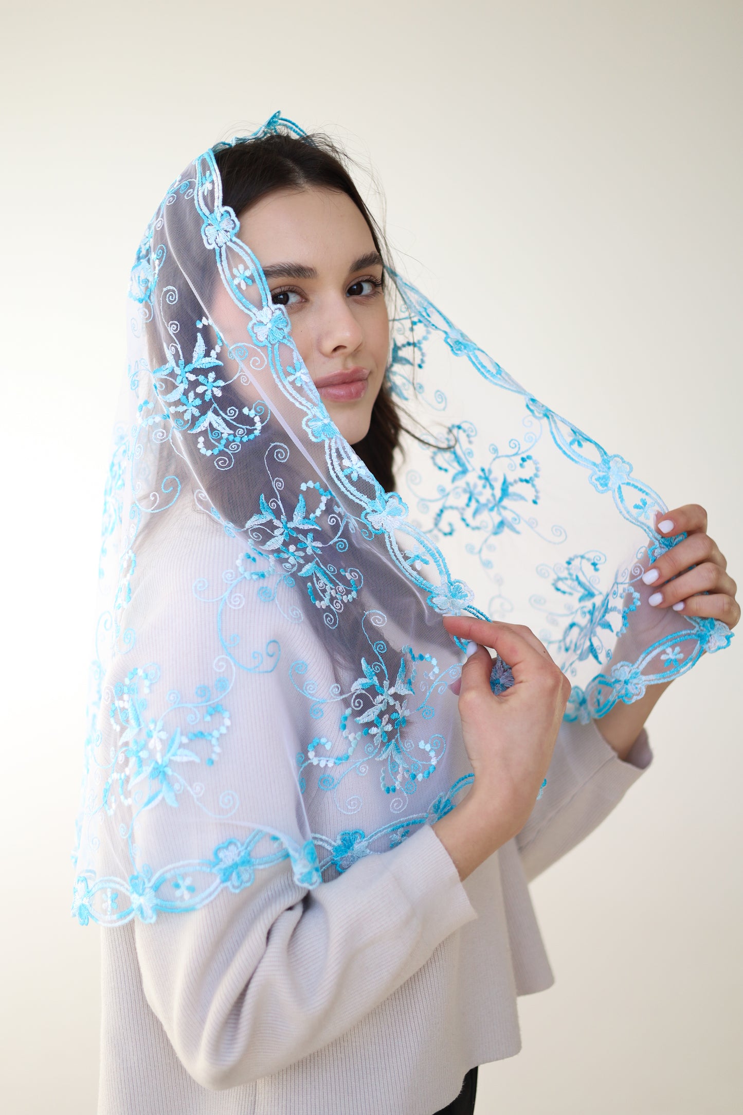 GRADIENT BLUE VEIL - MariaVeils