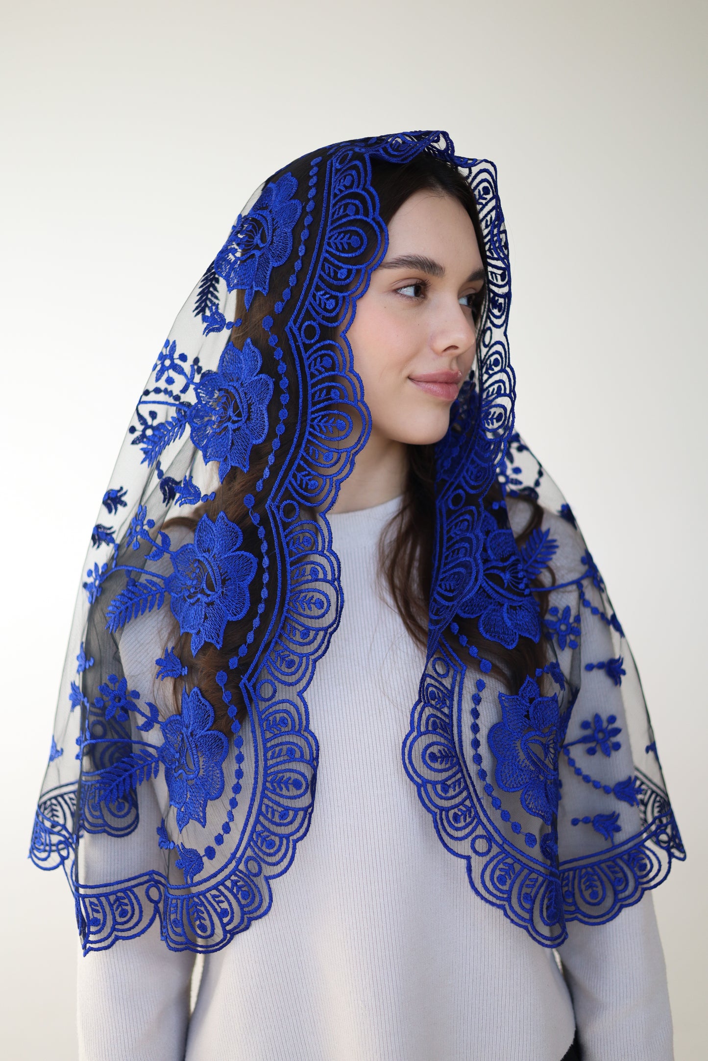LONG PEACH MANTILLA - MariaVeils