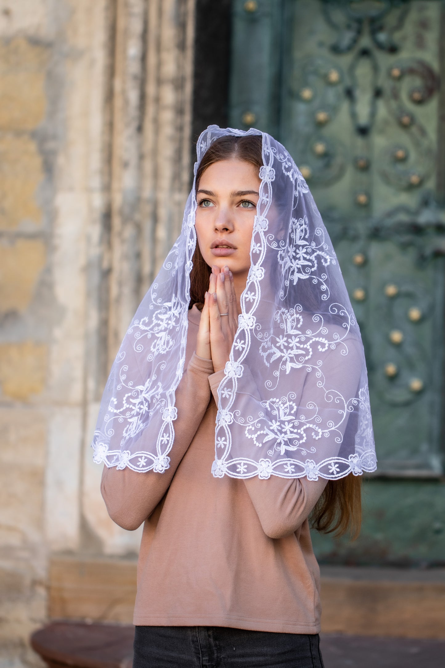 LONG BLACK MANTILLA - MariaVeils