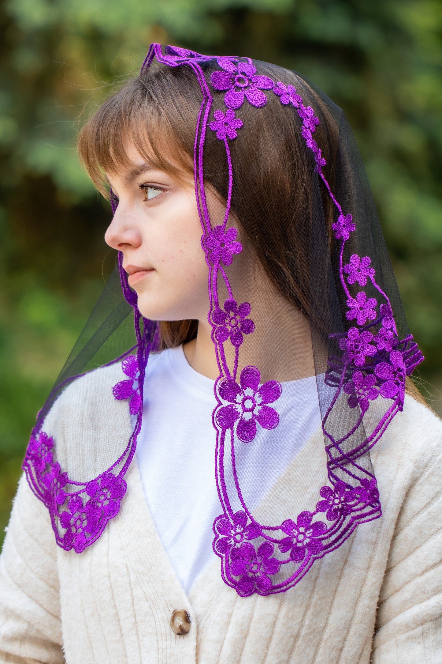 GREY FLORAL VEIL - MariaVeils