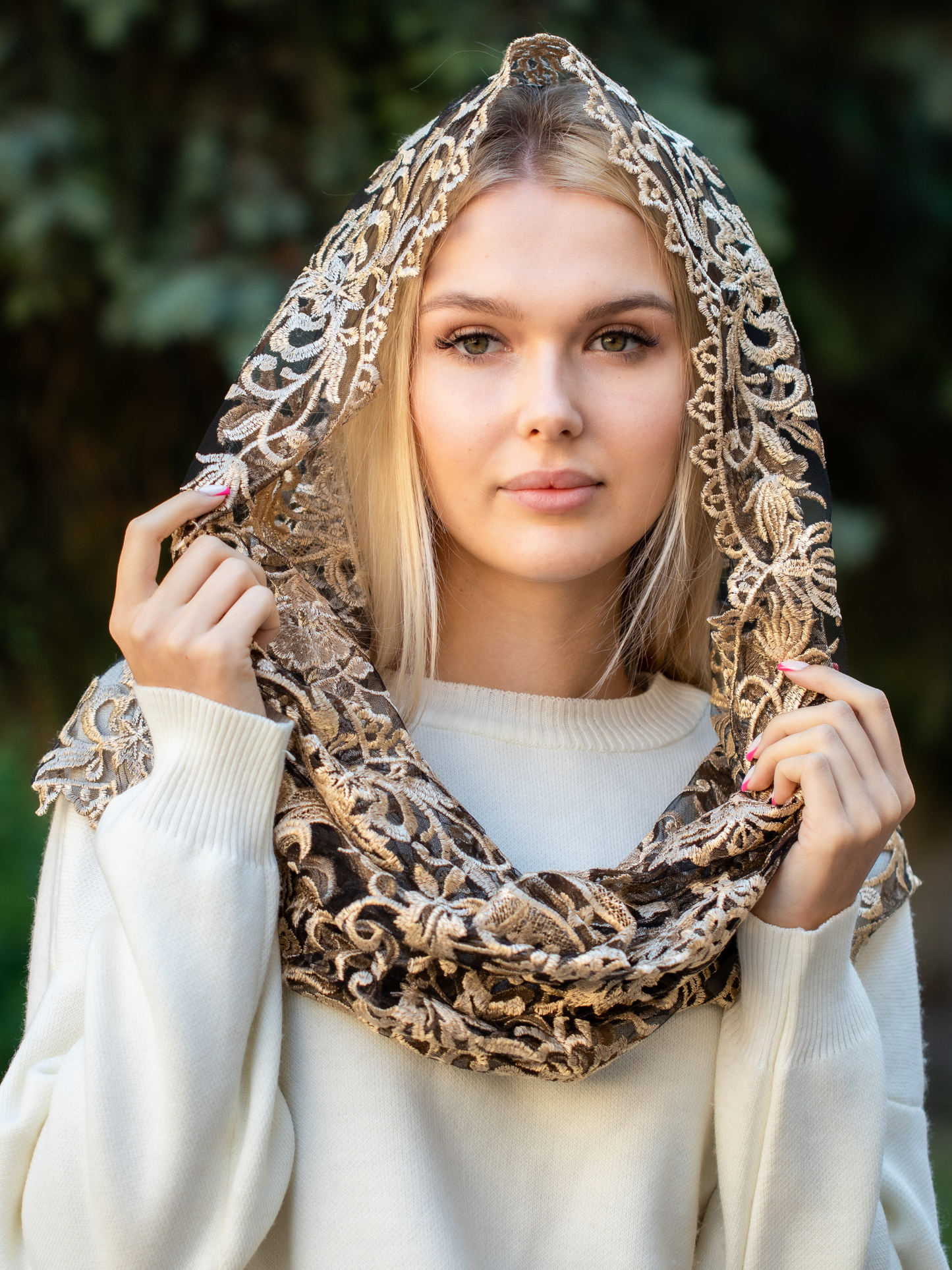 NEW!! Gold inifnity veil - MariaVeils