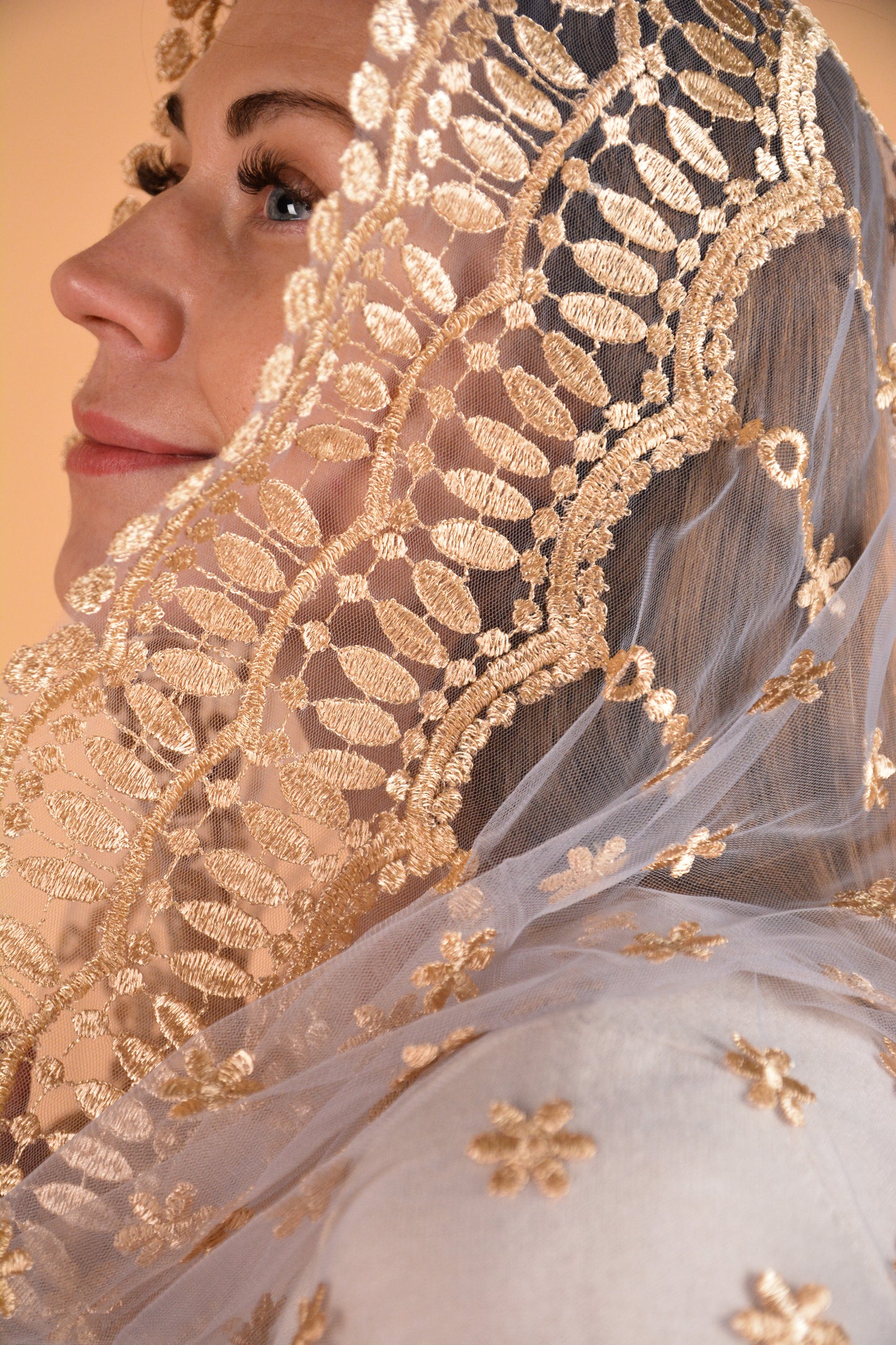 Gold Infinity Lace - MariaVeils