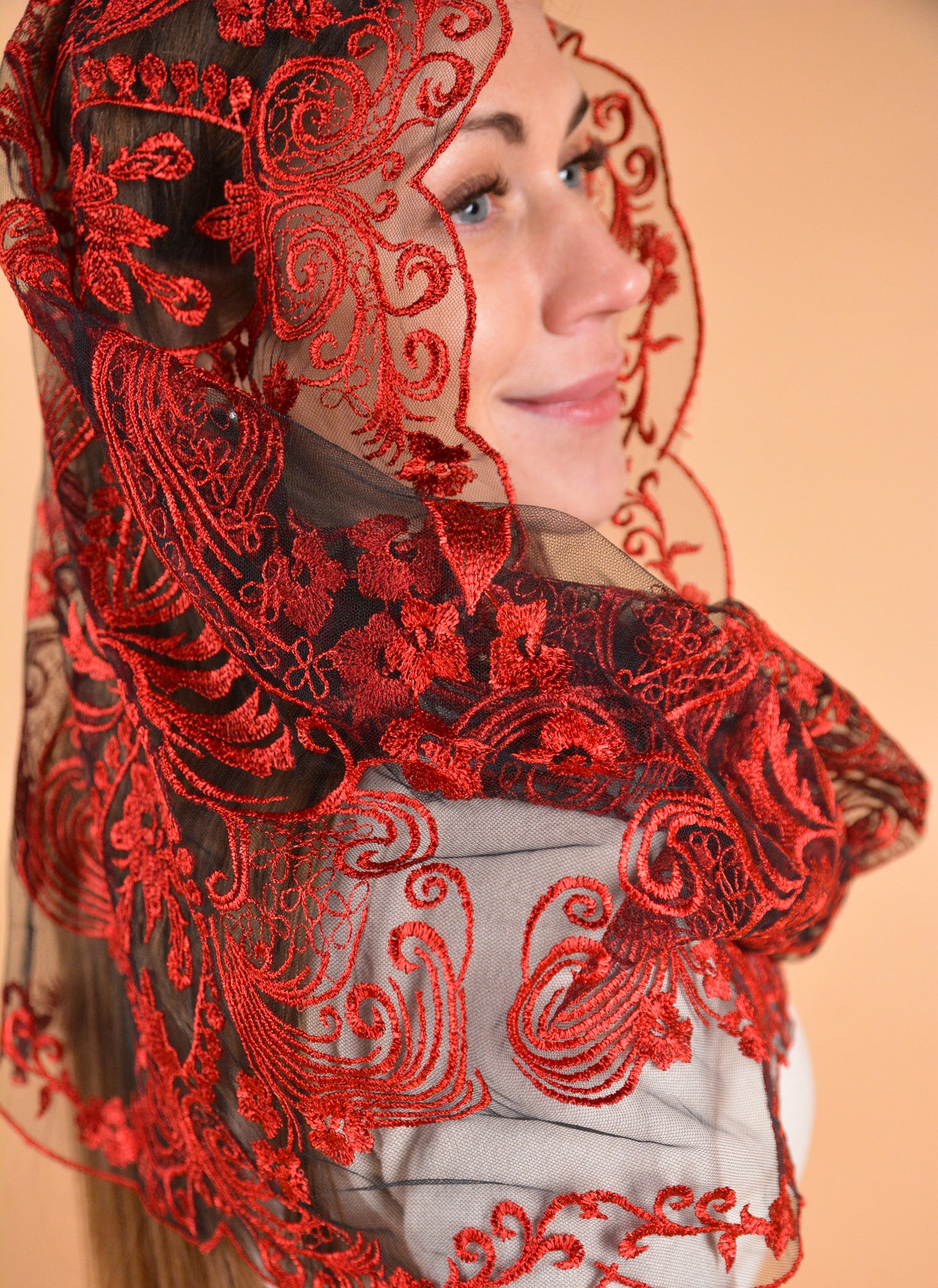 NEW! Red Infinity Veil - MariaVeils