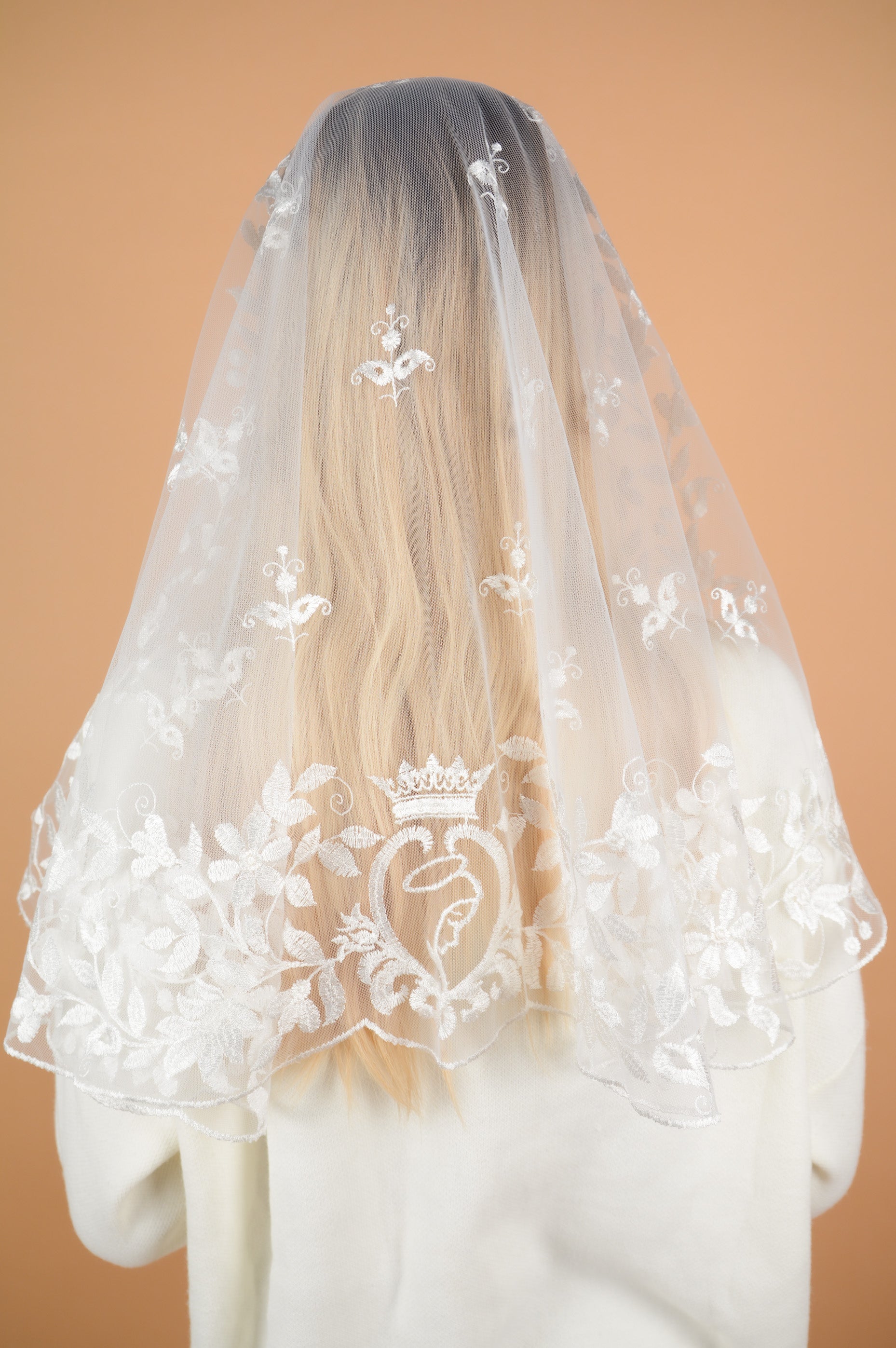 LONG IVORY EXCLUSIVE VEIL - MariaVeils