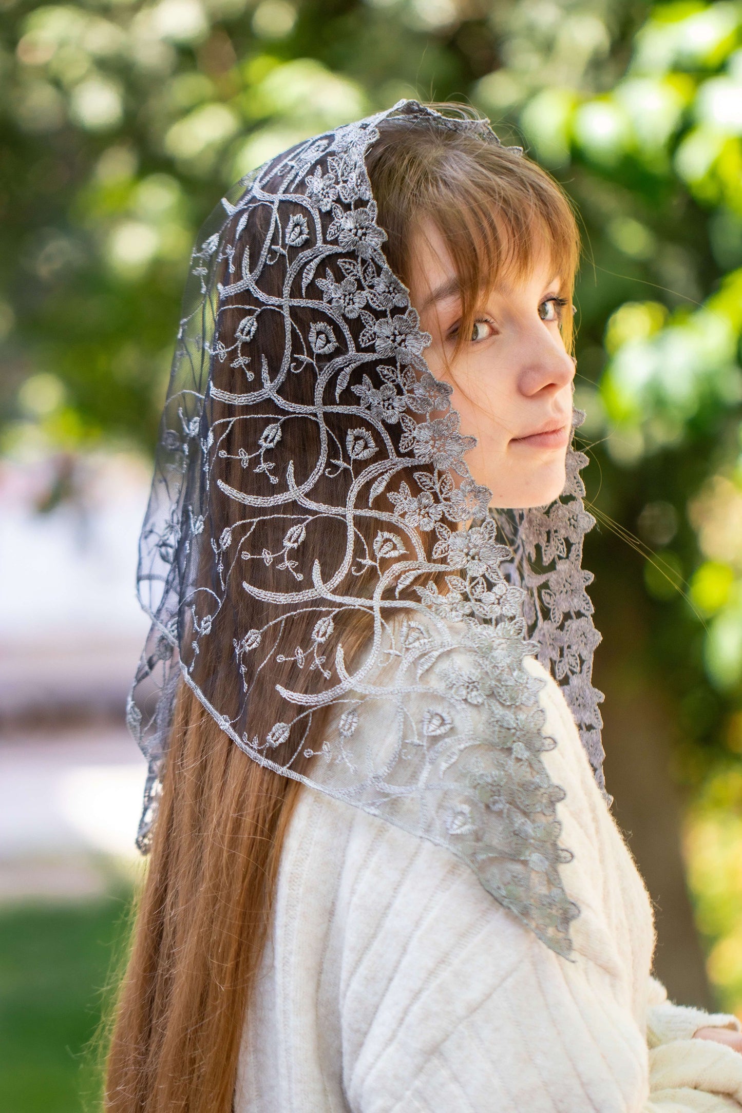 NEW!! Triangle grey veil - MariaVeils