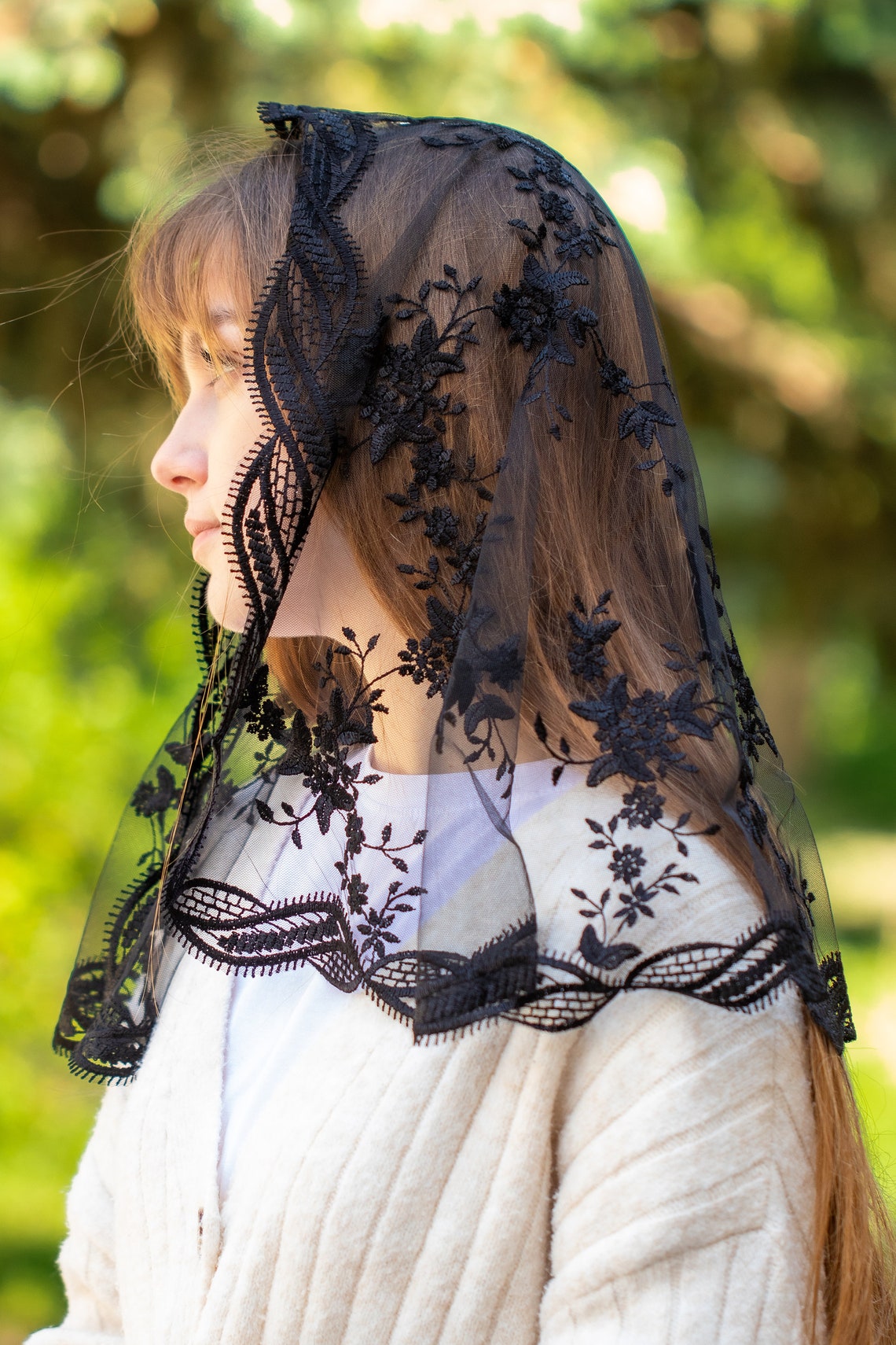 Short floral veil - MariaVeils