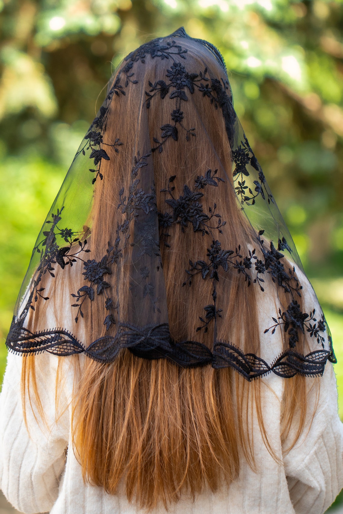 Short floral veil - MariaVeils
