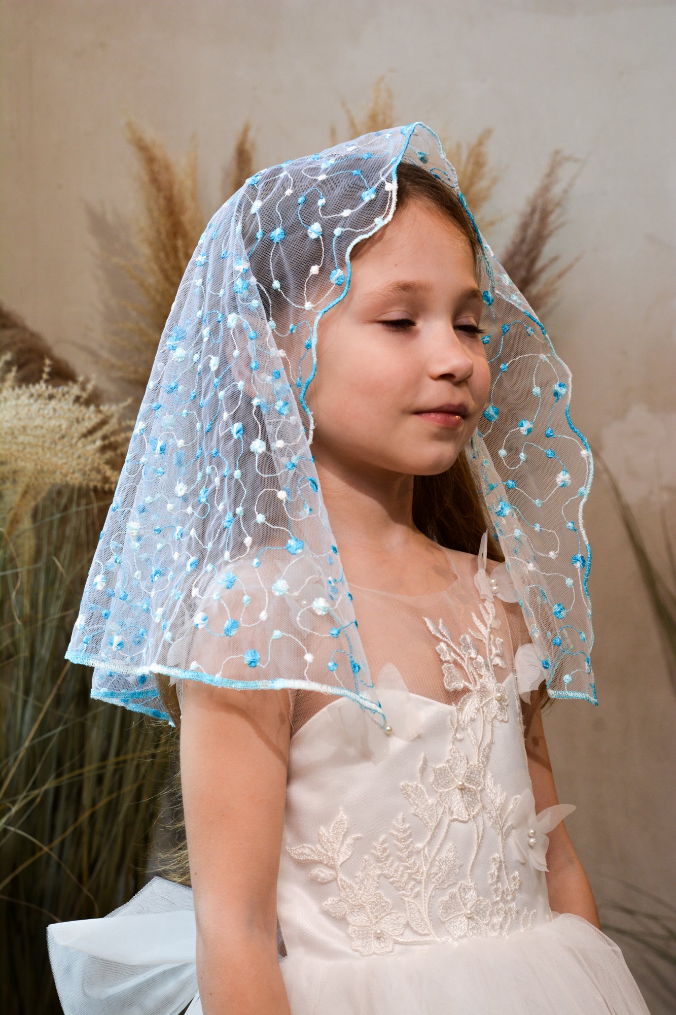CHILD BLUE VEIL