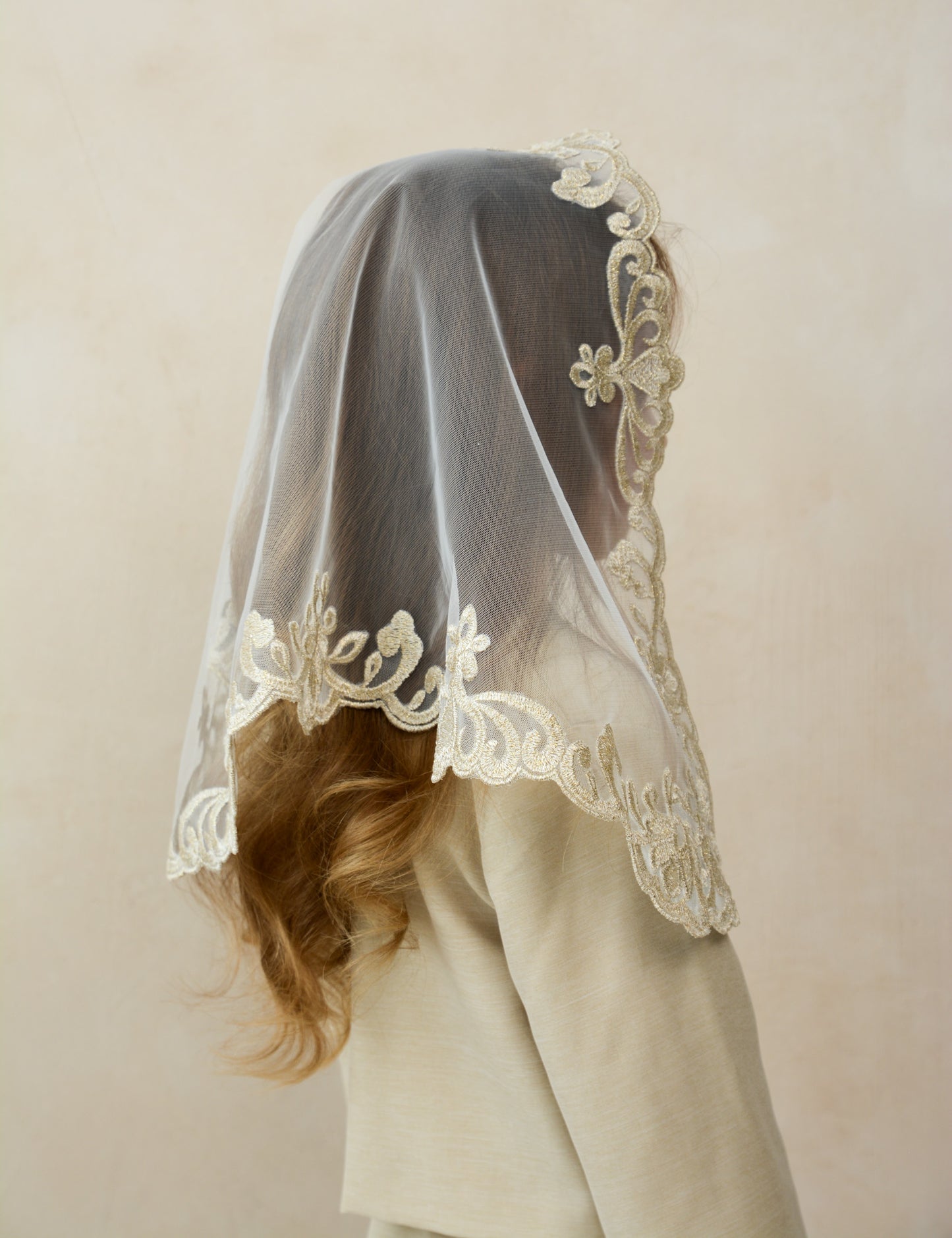 GOLD CHILD VEIL