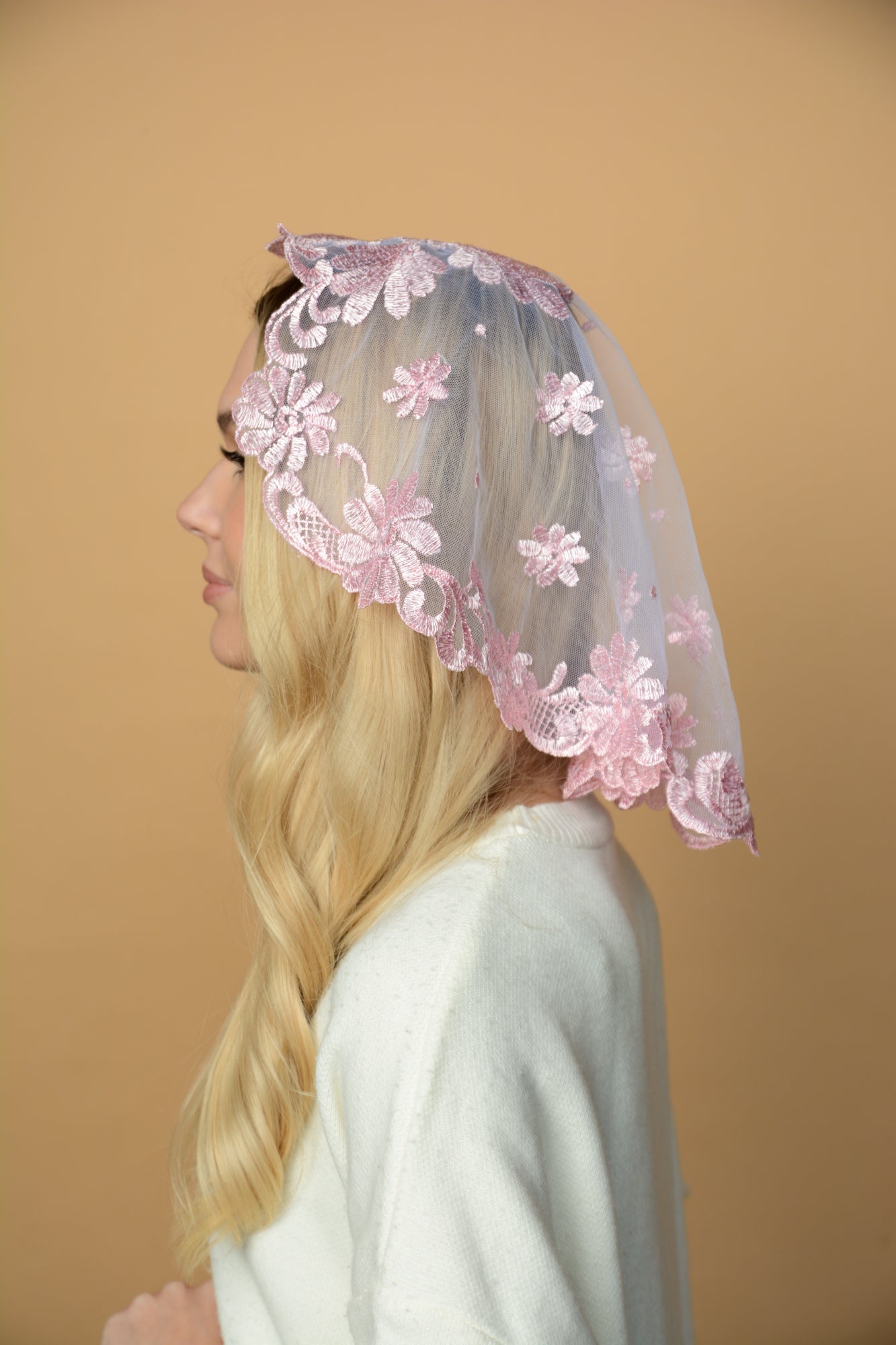 SHORT PINK VEIL