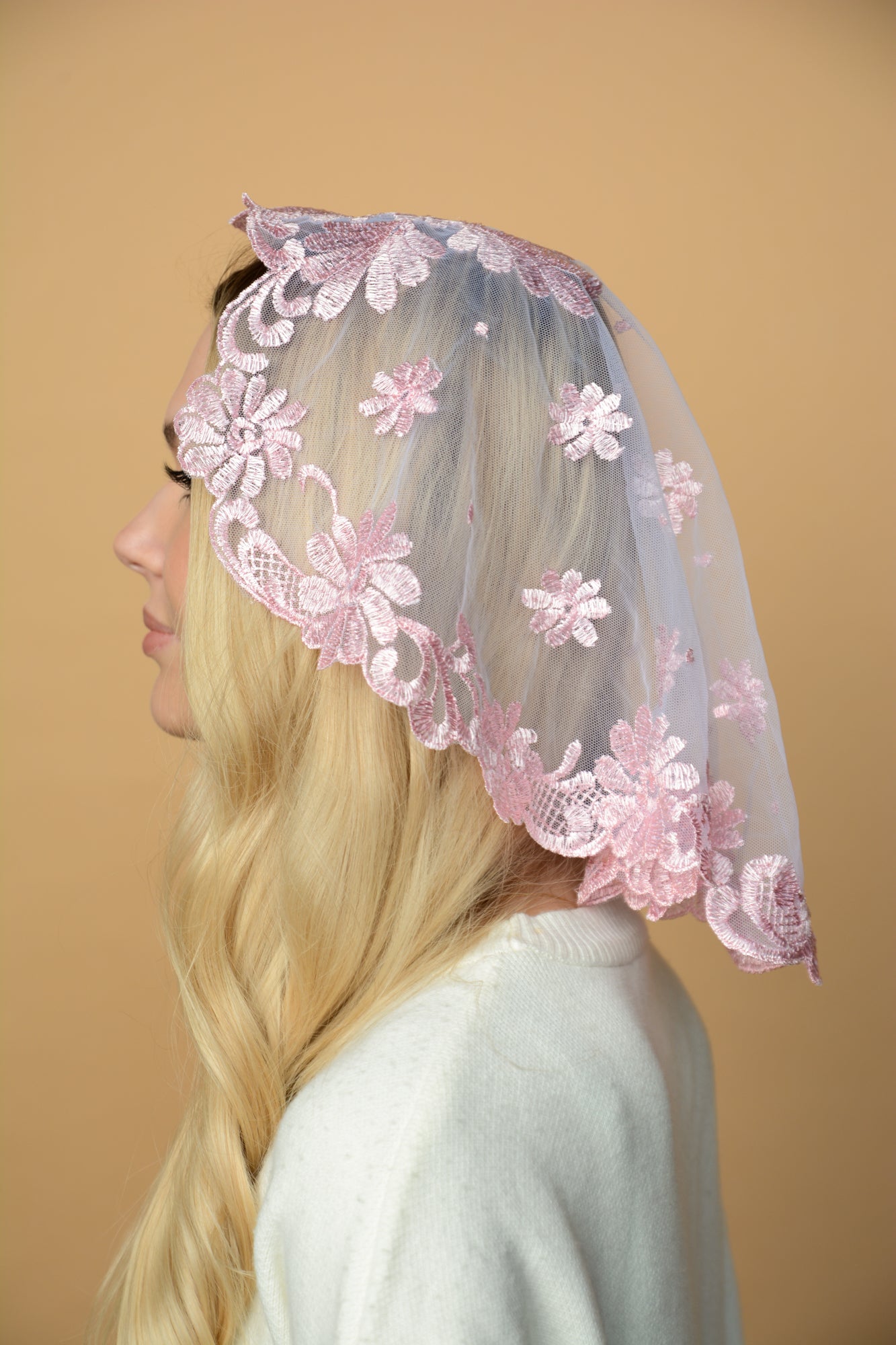 SHORT PINK VEIL