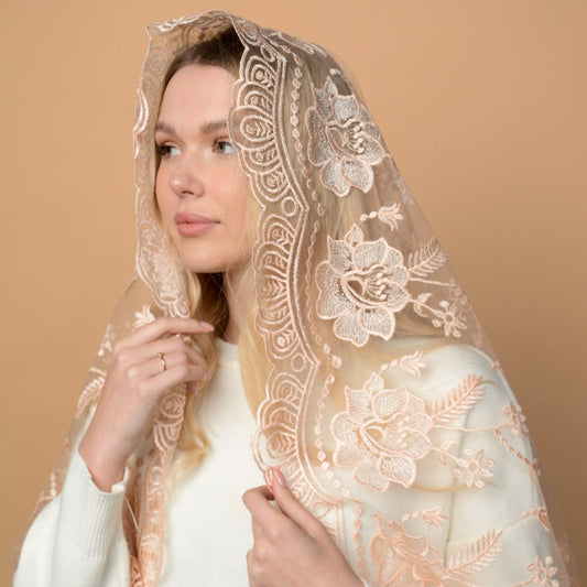 LONG PEACH MANTILLA