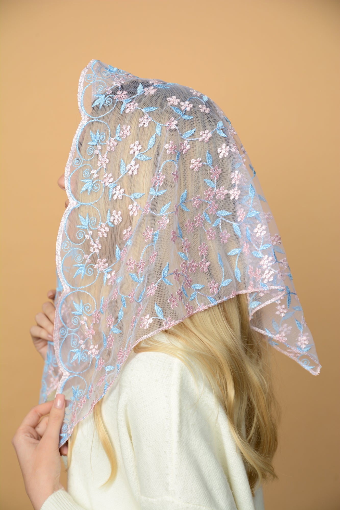PINK & BLUE TRIANGLE VEIL - MariaVeils