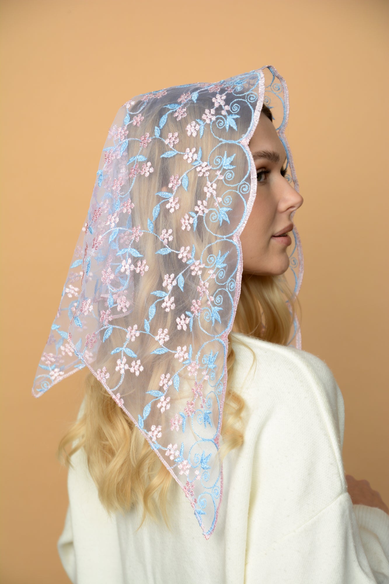 PINK & BLUE TRIANGLE VEIL - MariaVeils
