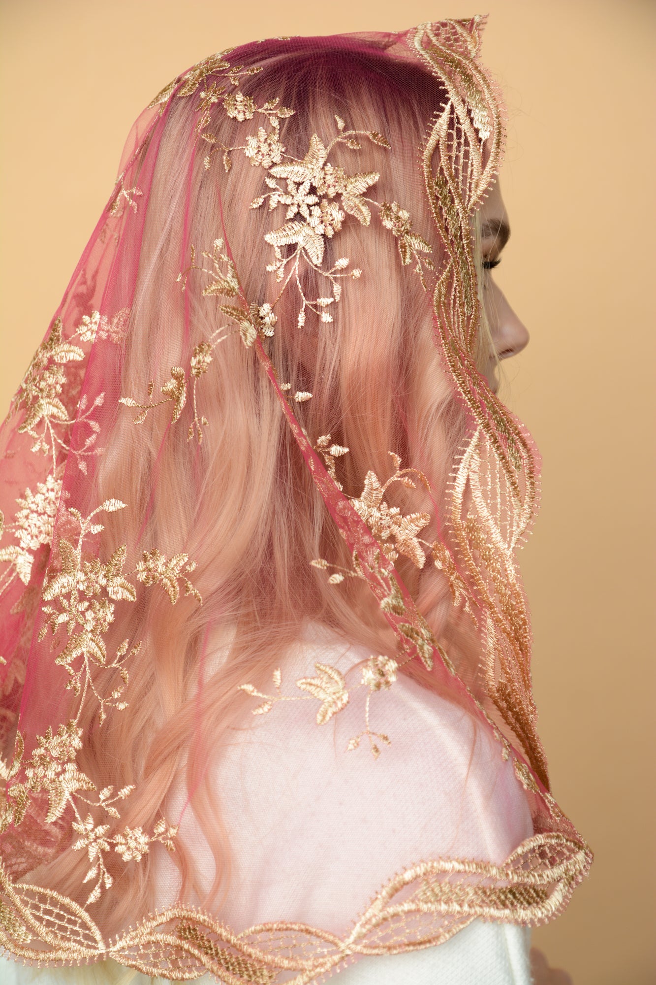 GOLD & PINK VEIL