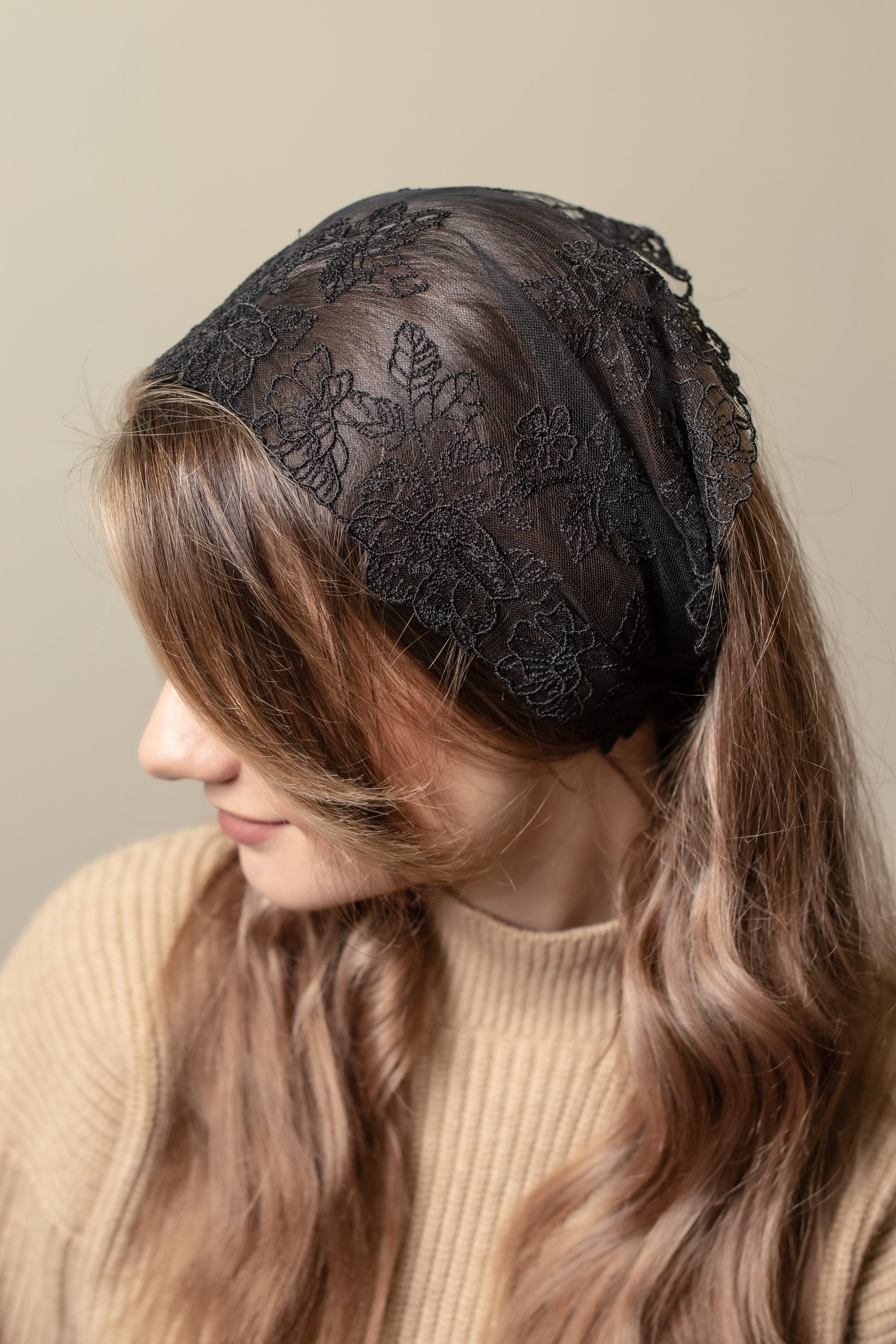 BLACK FLORAL HEAD BAND - MariaVeils
