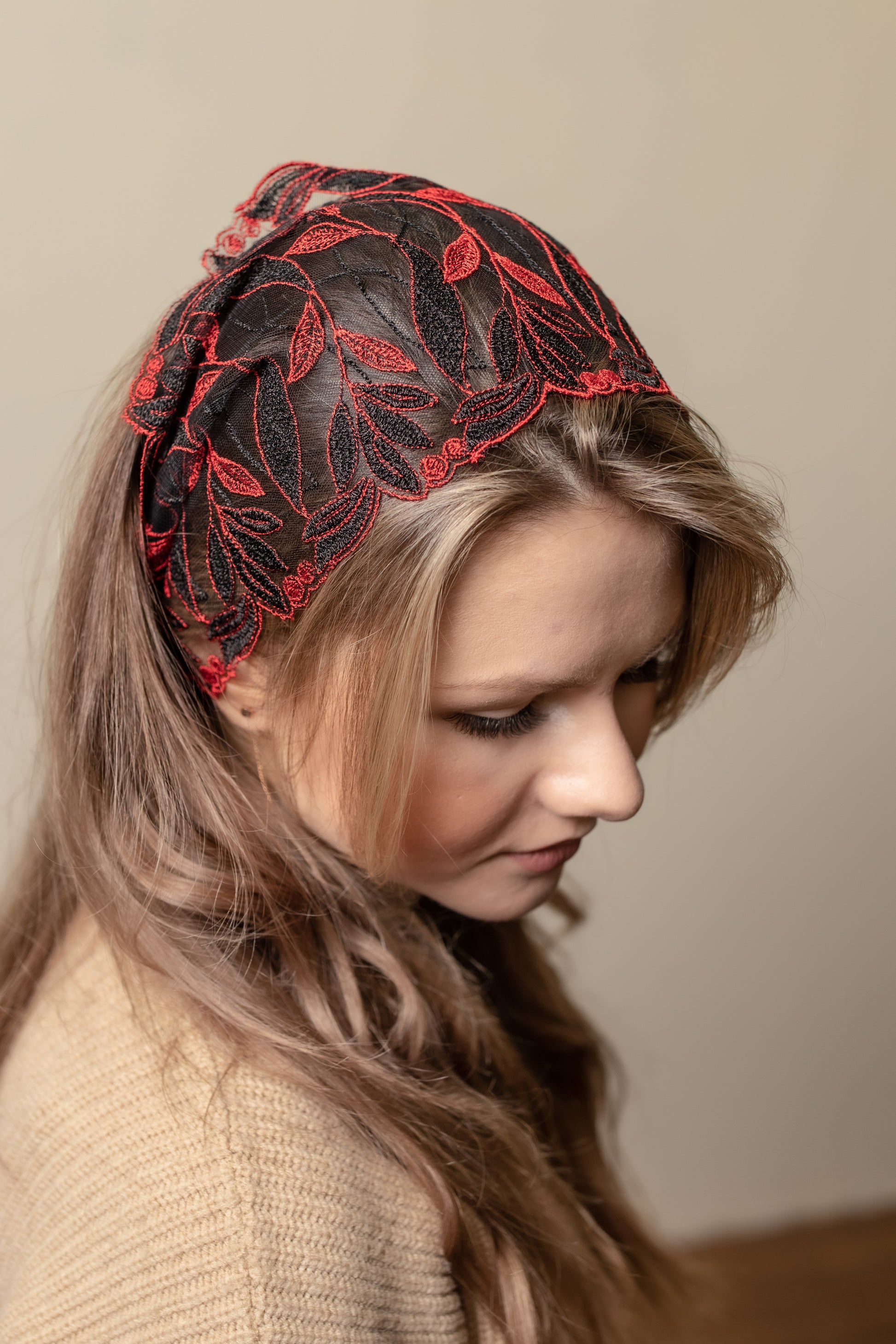 RED & BLACK HEAD BAND - MariaVeils