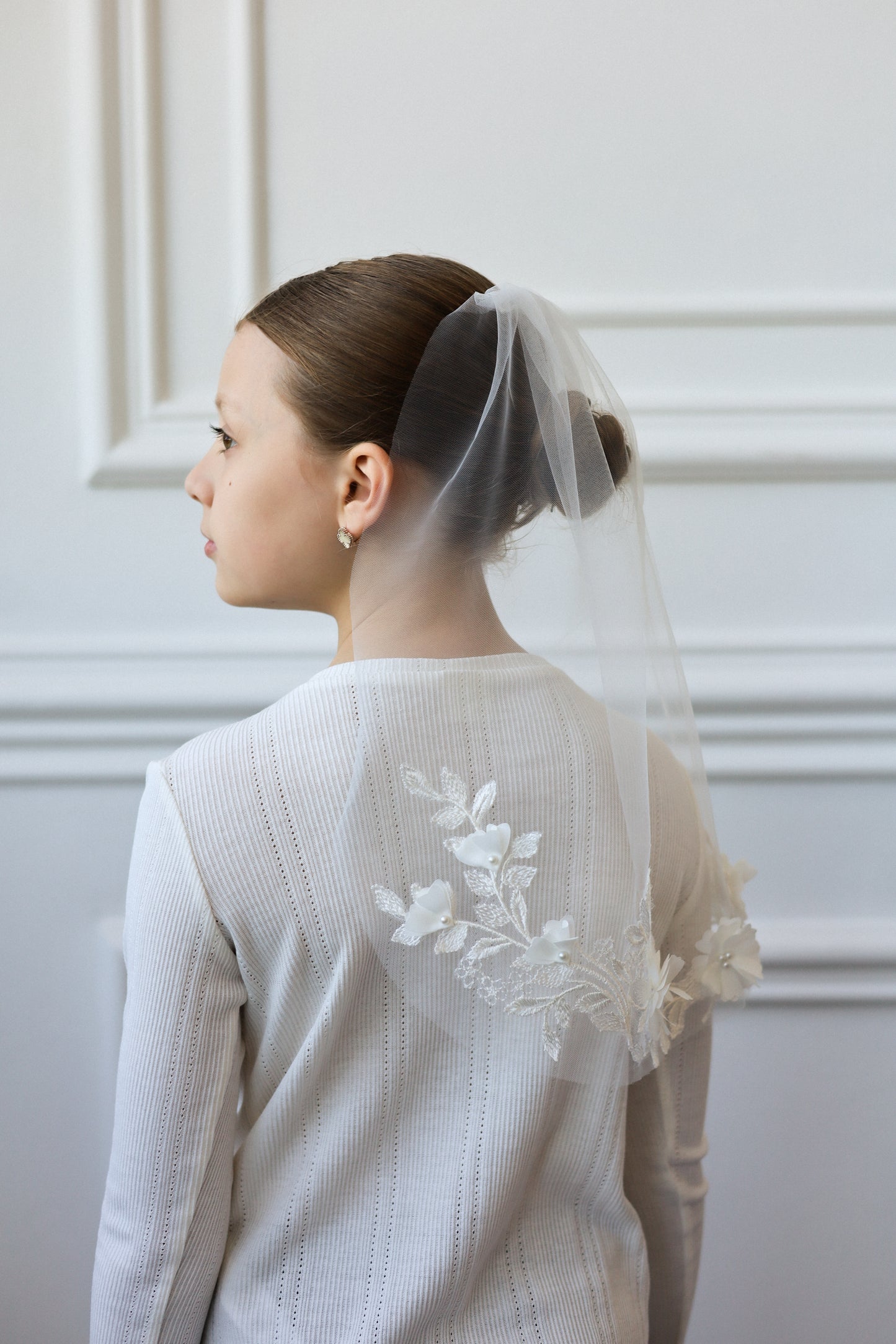 3D FLORAL CHILD VEIL