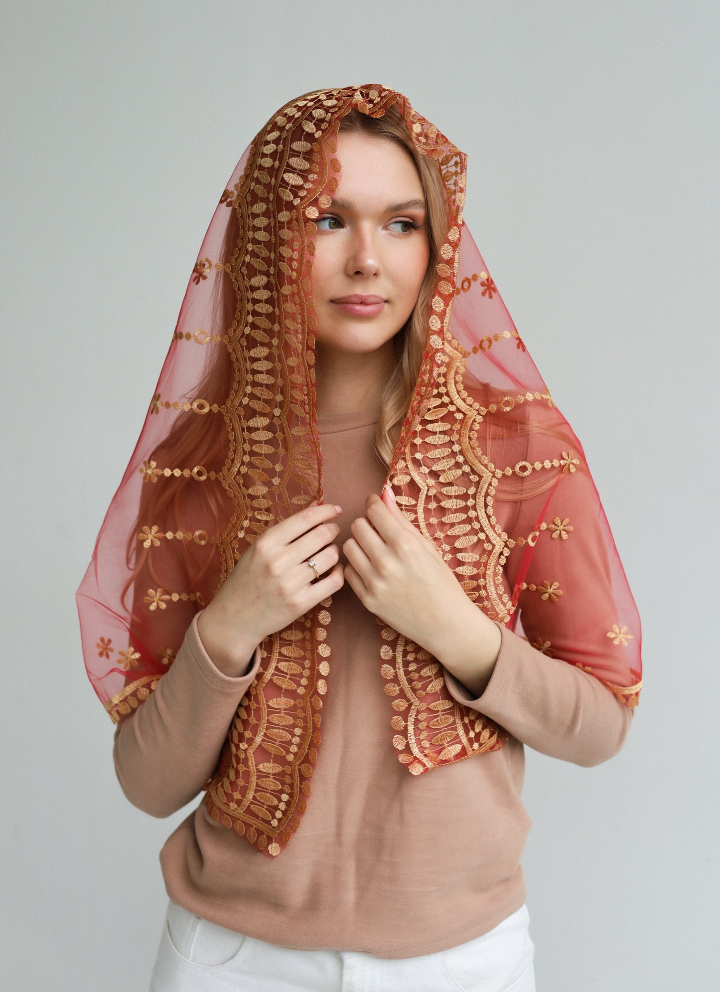 AVE MARIA EMBROIDERY VEIL