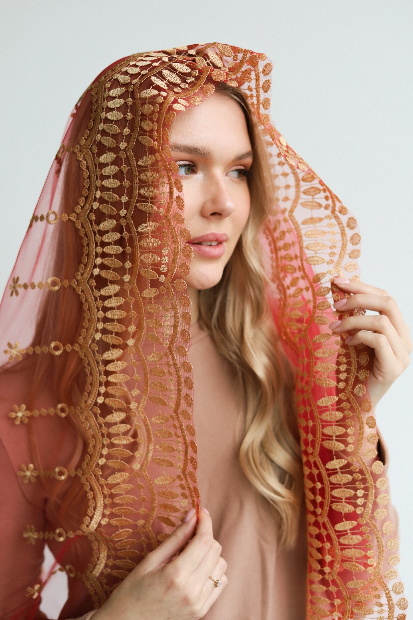RED VEIL WITH JESUS