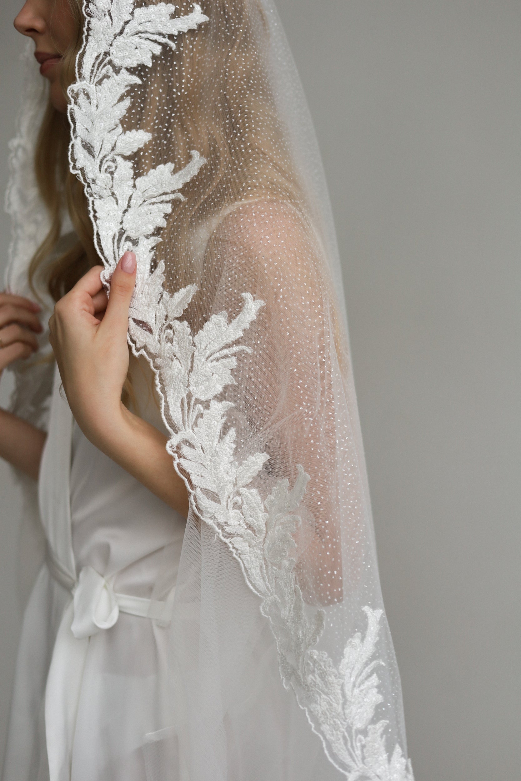 ADDISON WEDDING VEIL - MariaVeils