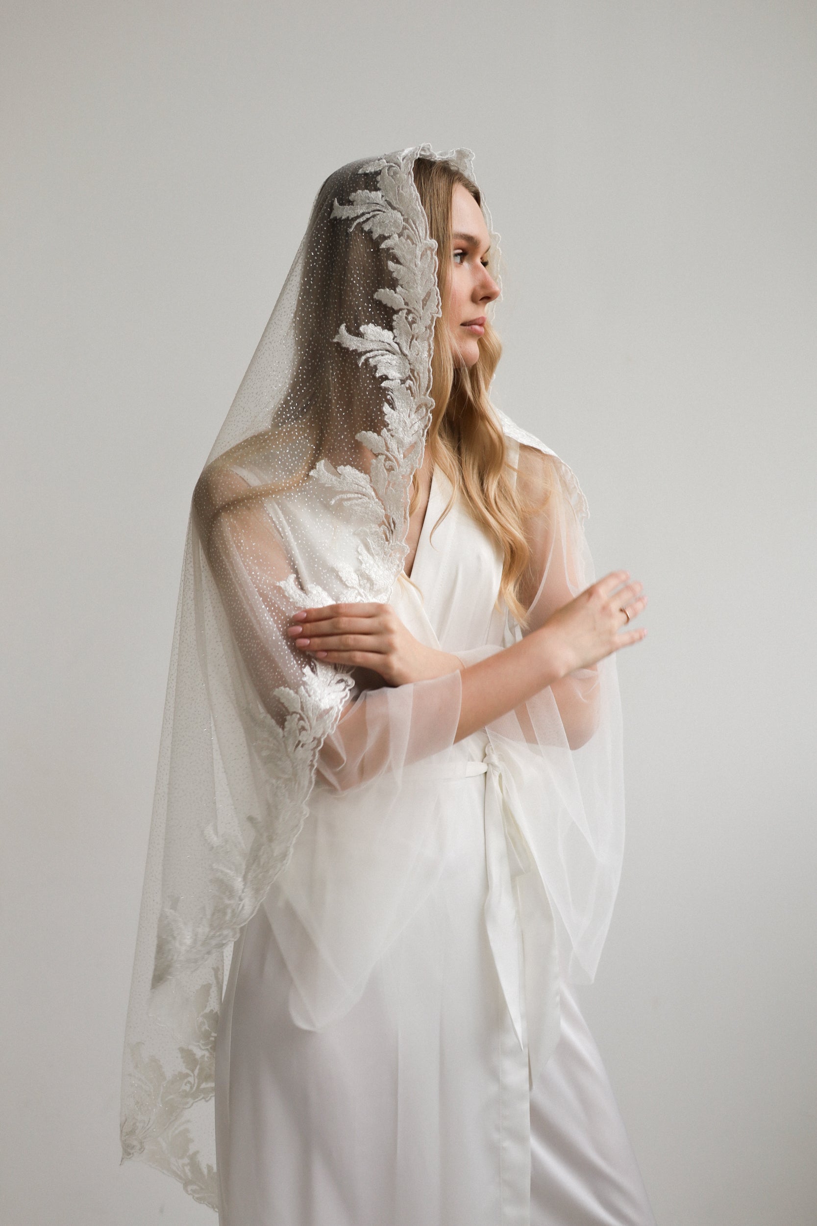 ADDISON WEDDING VEIL - MariaVeils