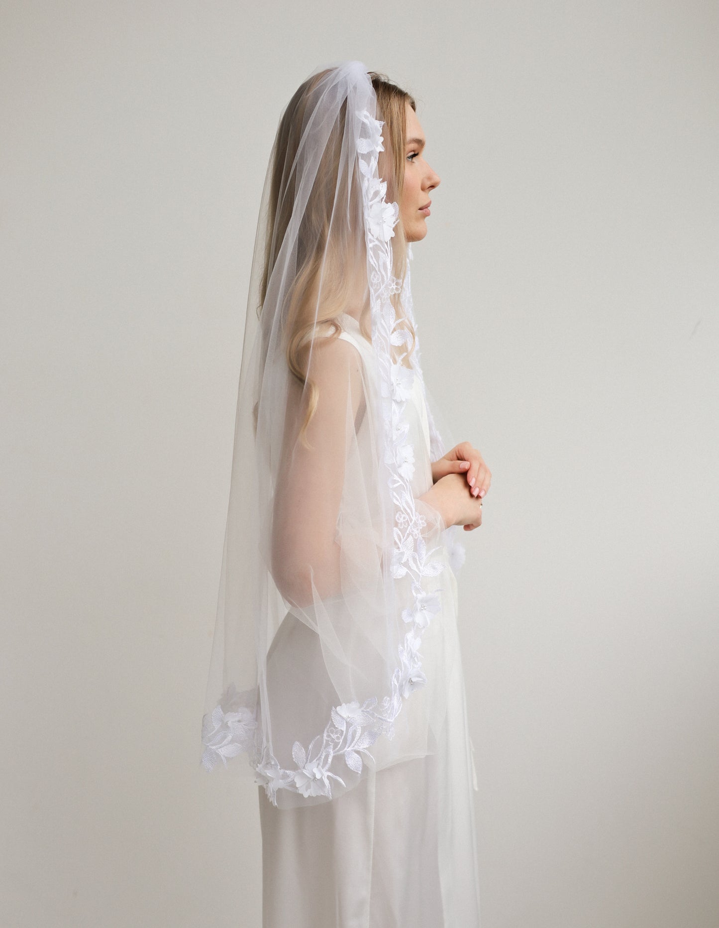 ALEXANDRA FLORAL VEIL - MariaVeils