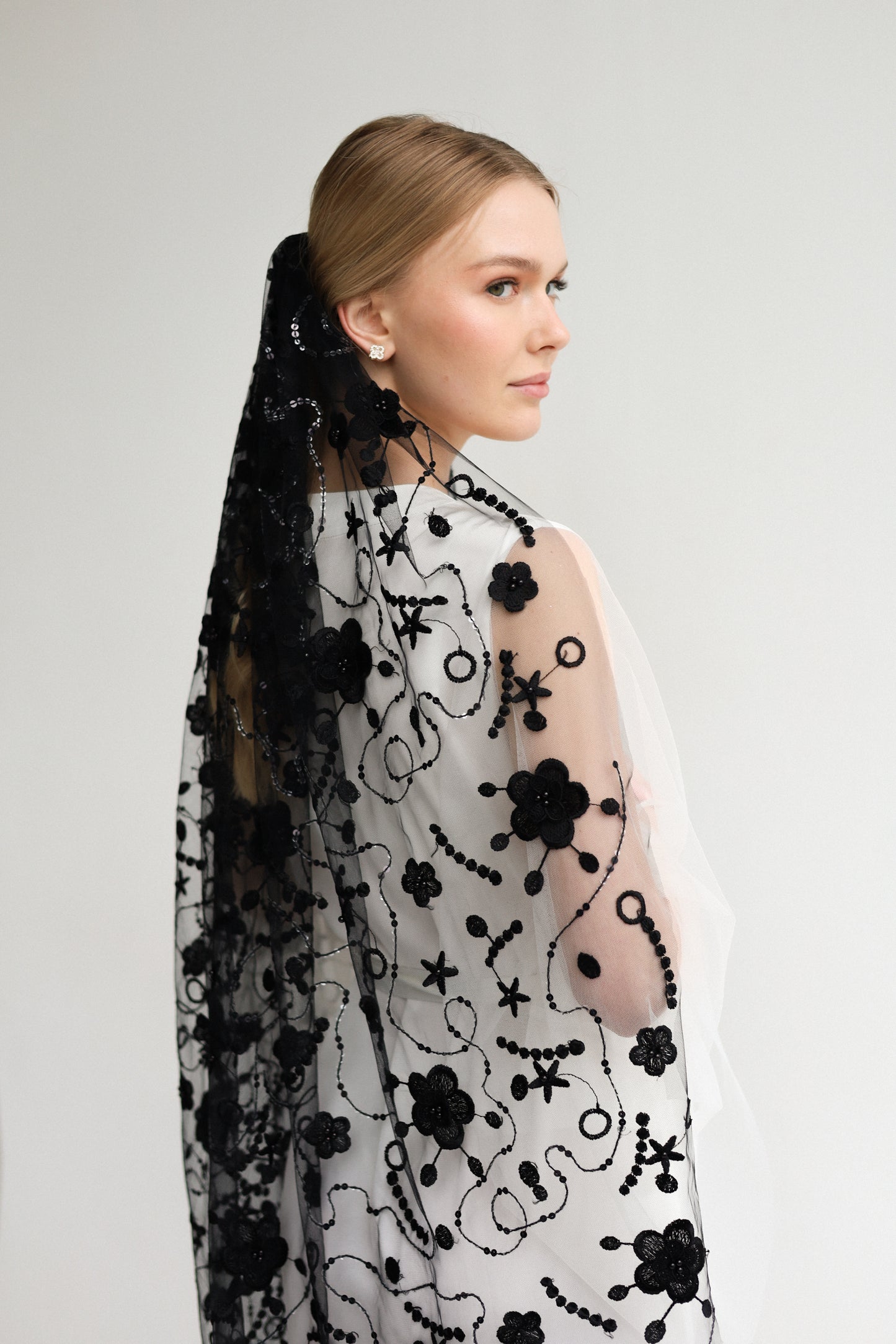 CHLOE WEDDING VEIL - MariaVeils