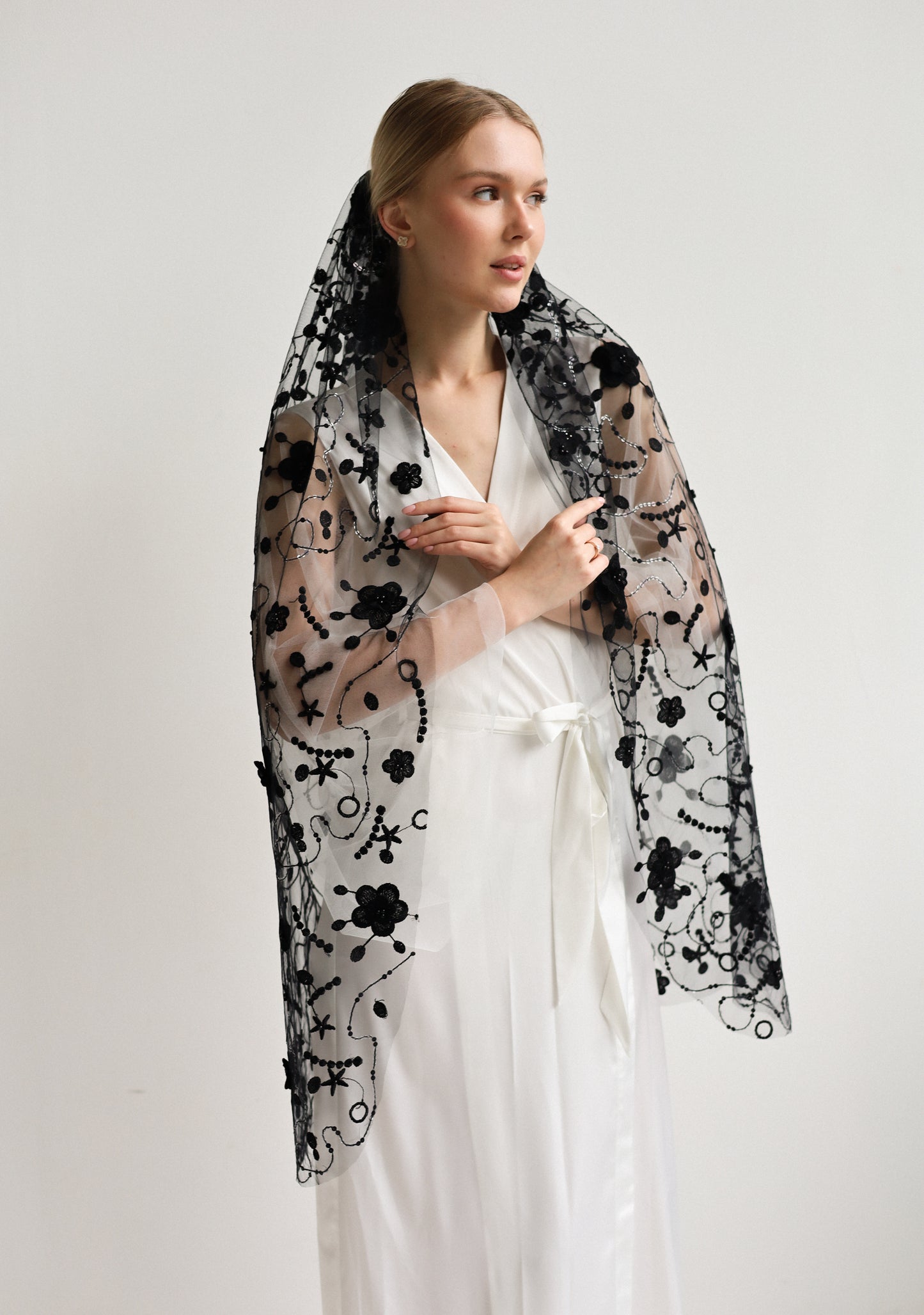 CHLOE WEDDING VEIL - MariaVeils