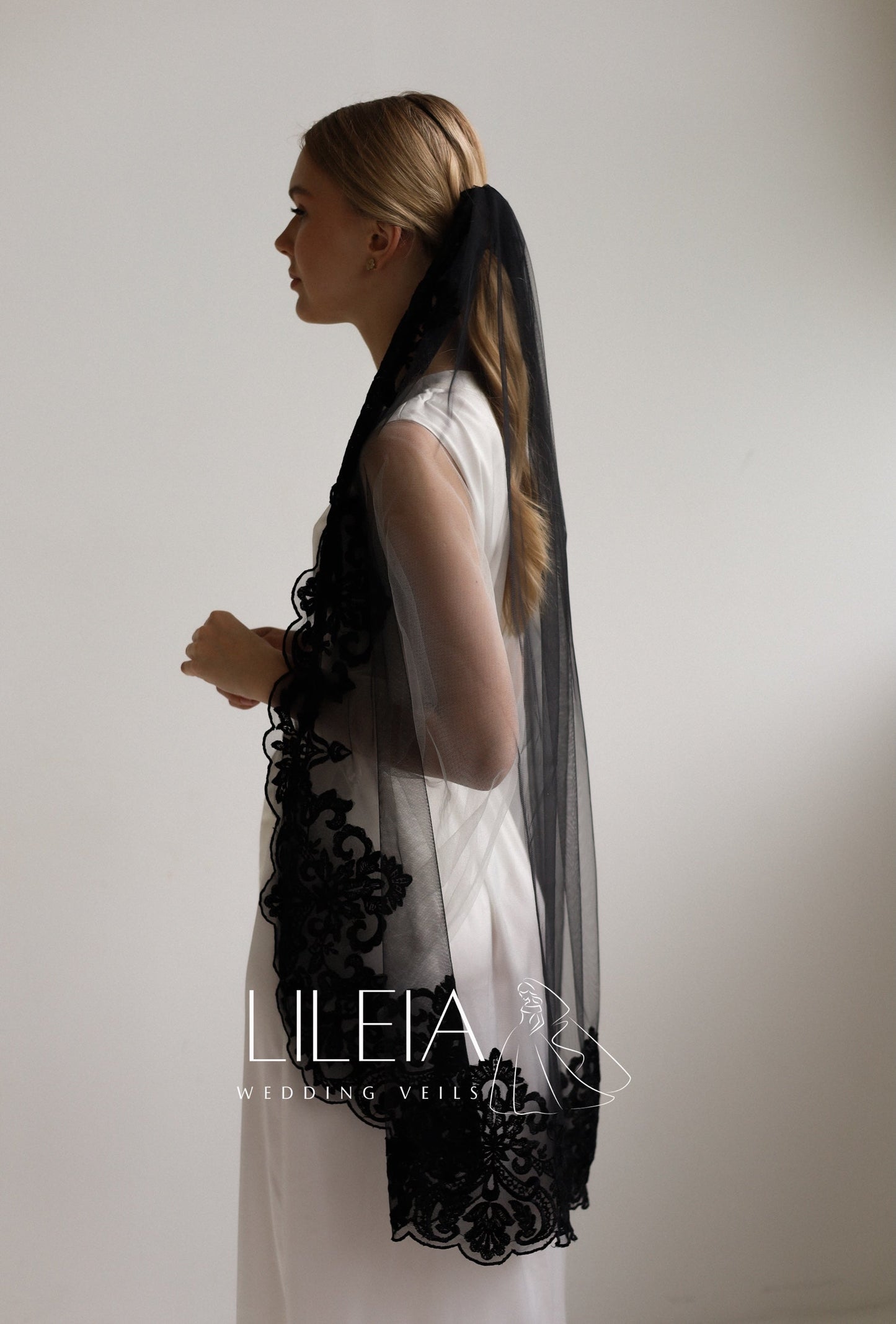 AMELIA WEDDING VEIL - MariaVeils