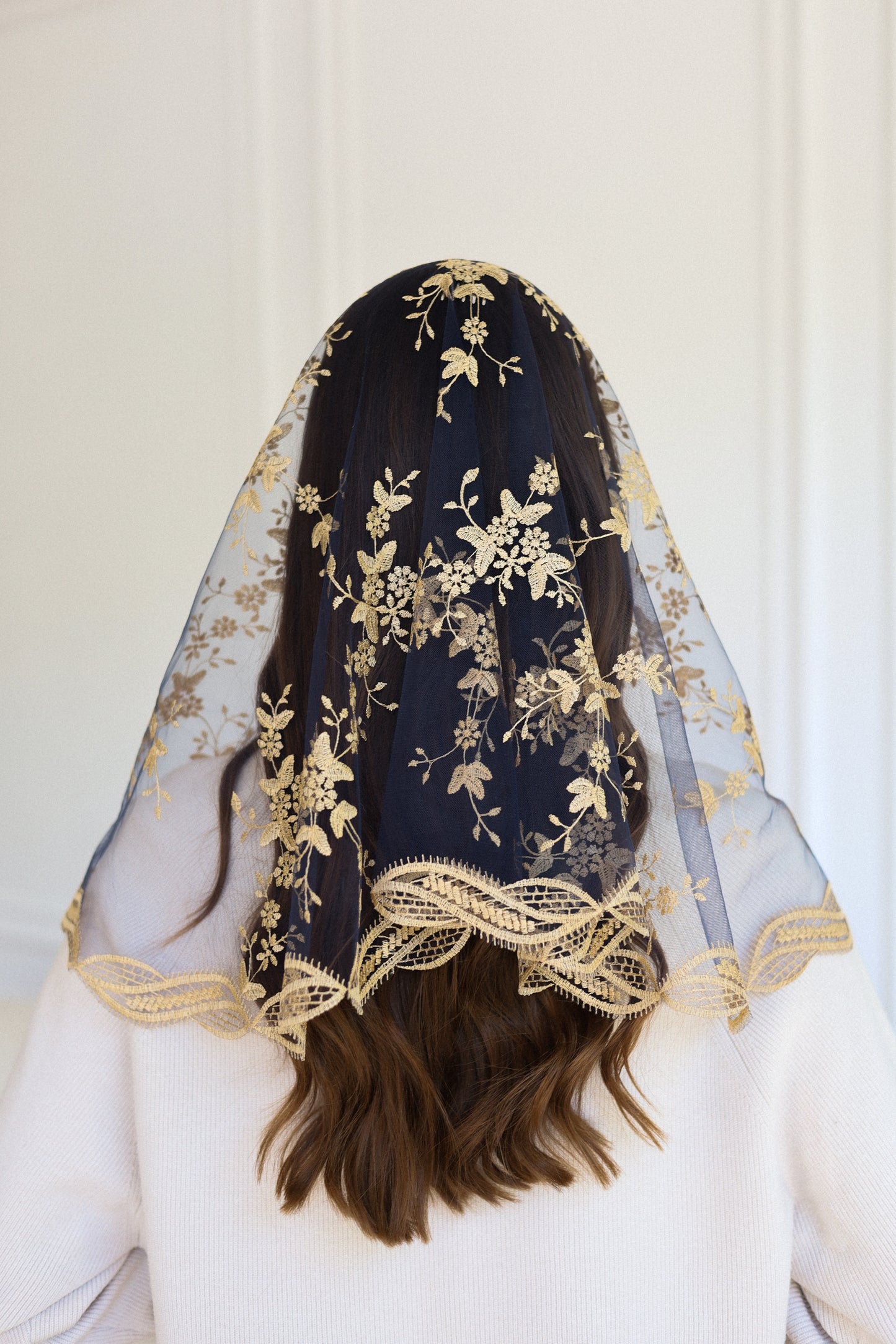 NEW GOLD & BLUE VEIL